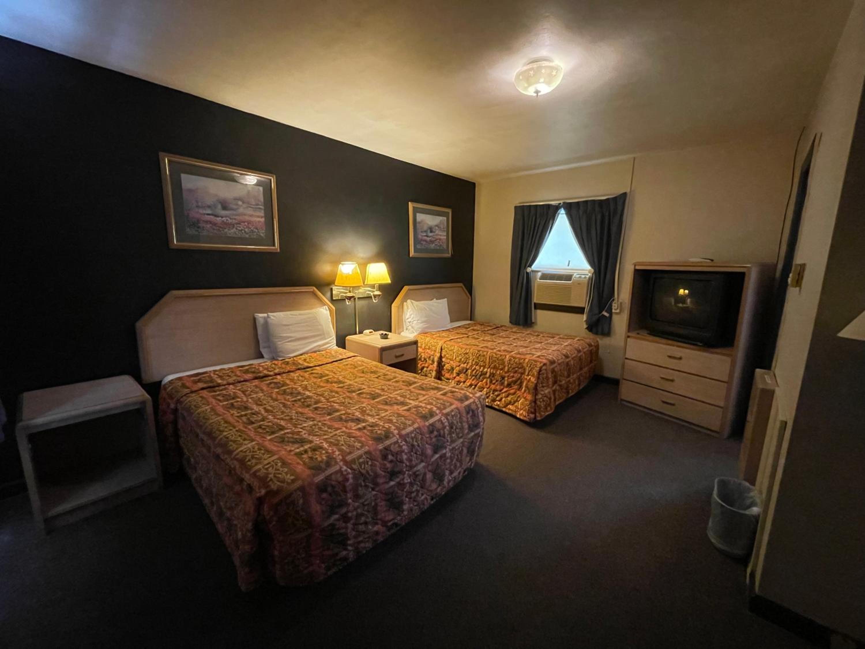 Double Room - Smoking - Photo 1