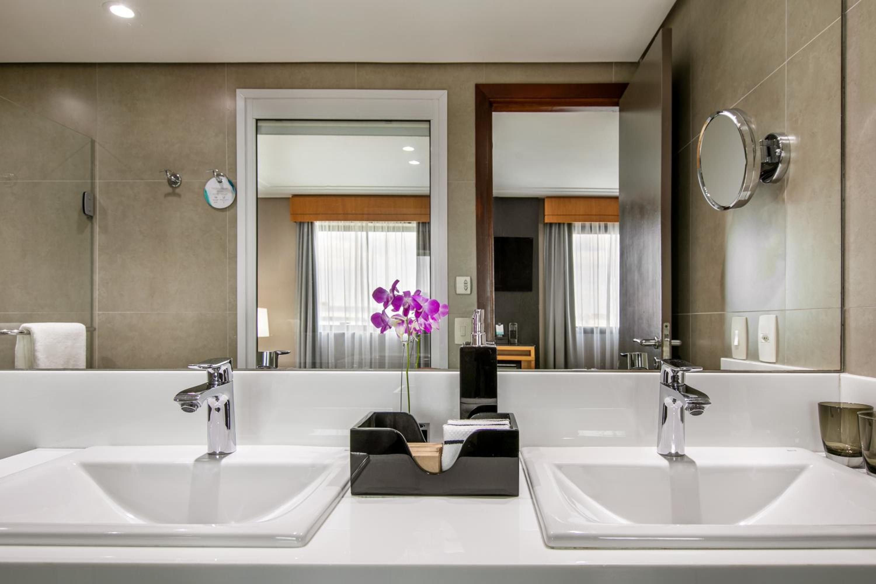 The Level Junior Executive Suite