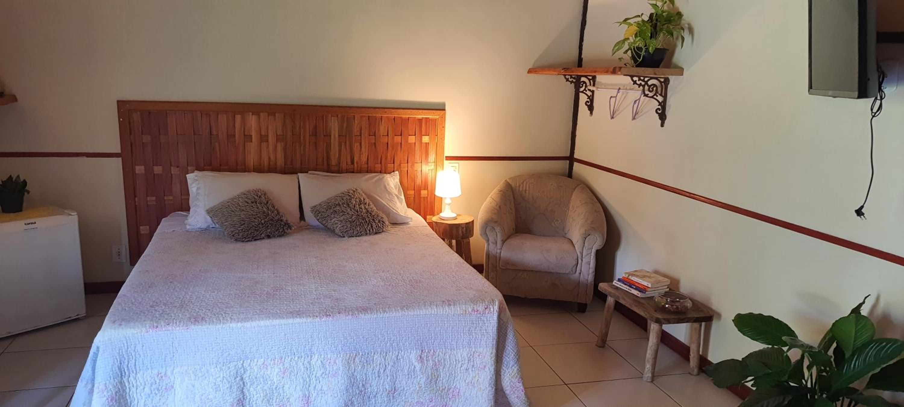 Deluxe Double Room with Bath - Photo 1
