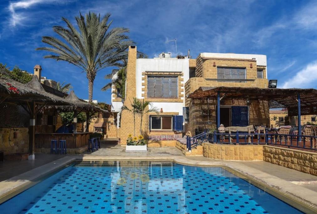 Villa photo 1