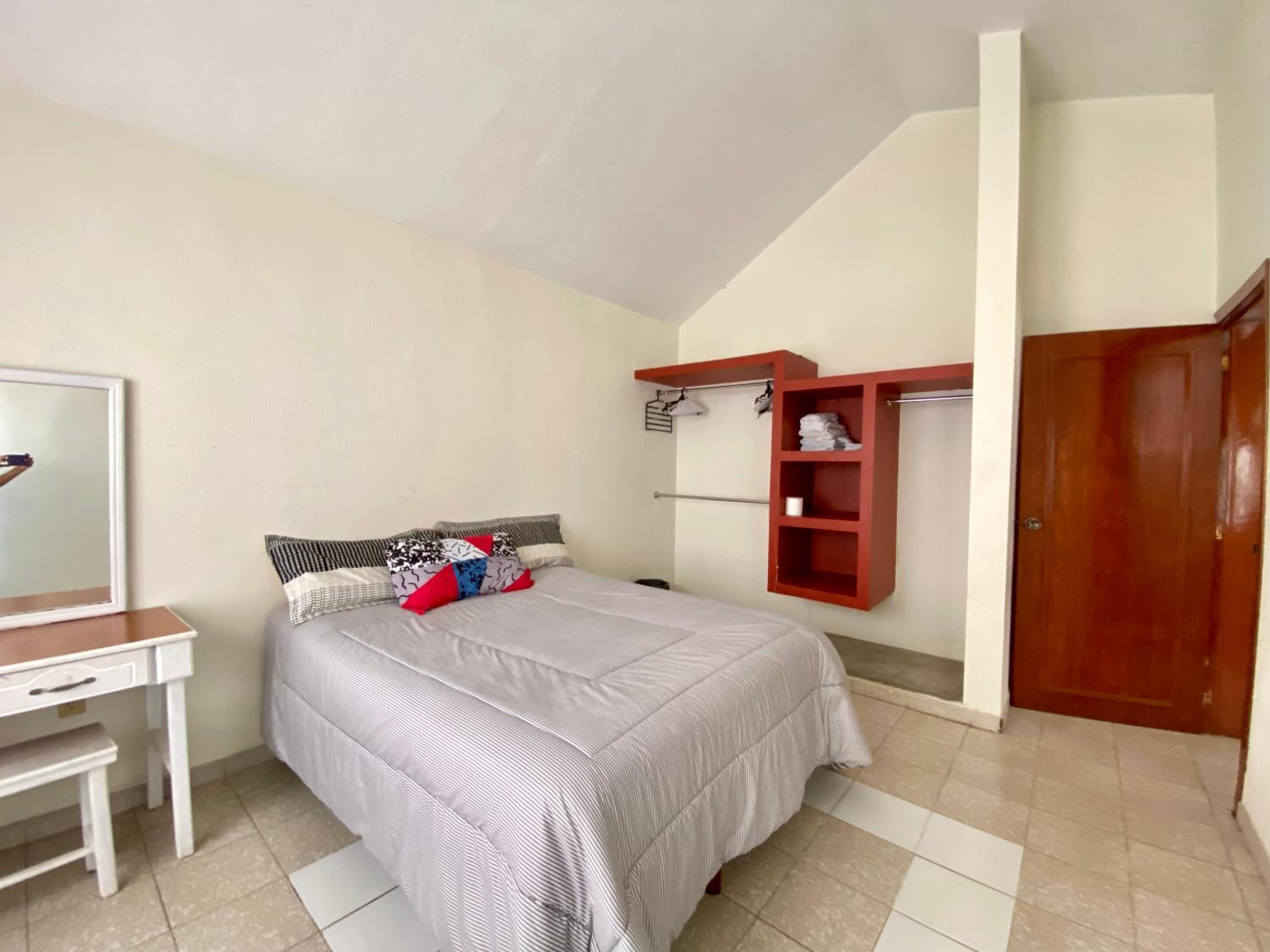 Large Double Room photo 2