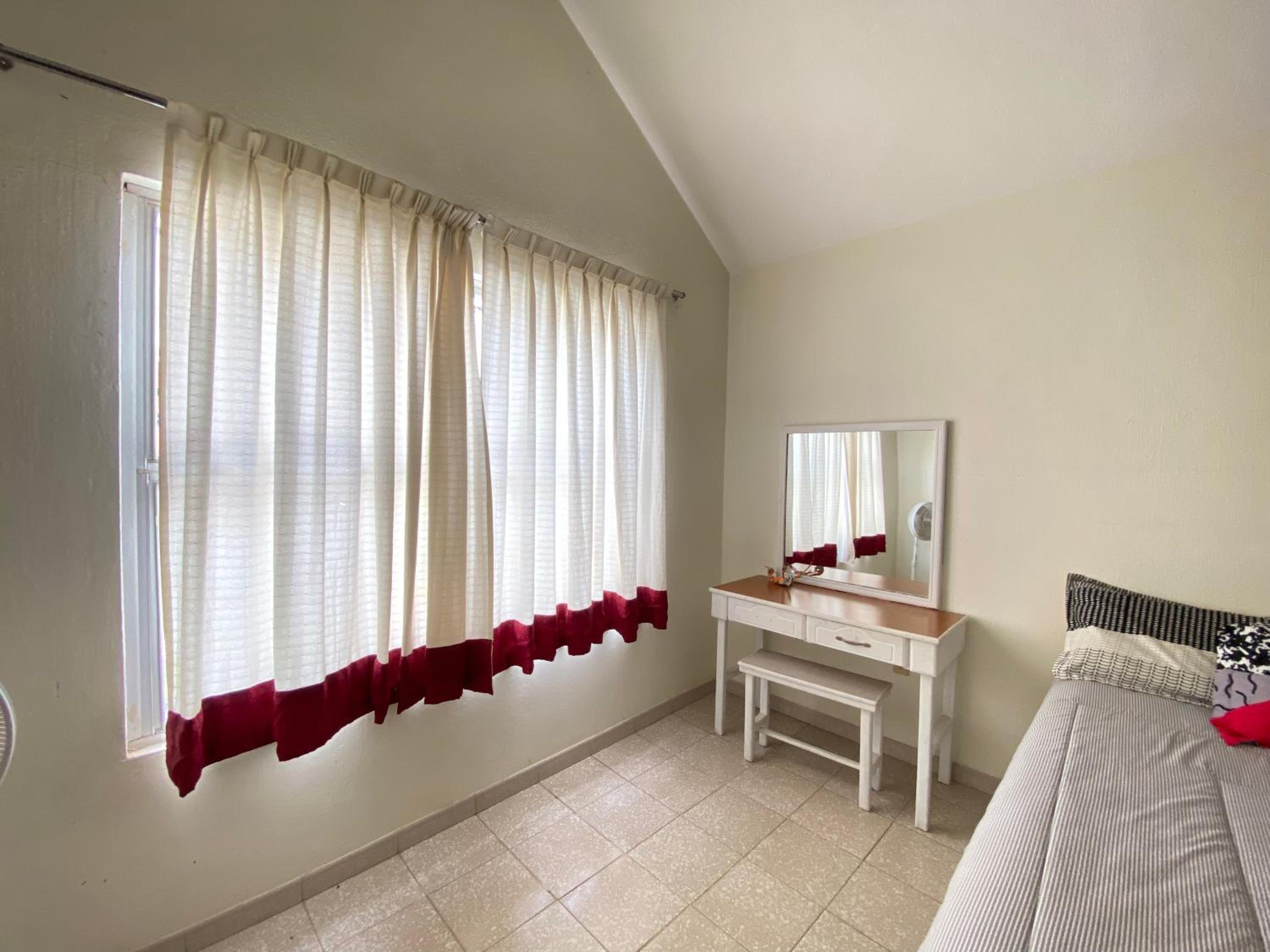 Large Double Room photo 3