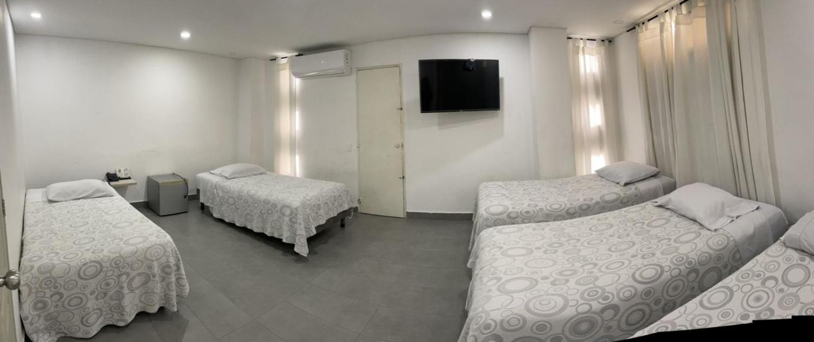 Family Room (5 Adults)