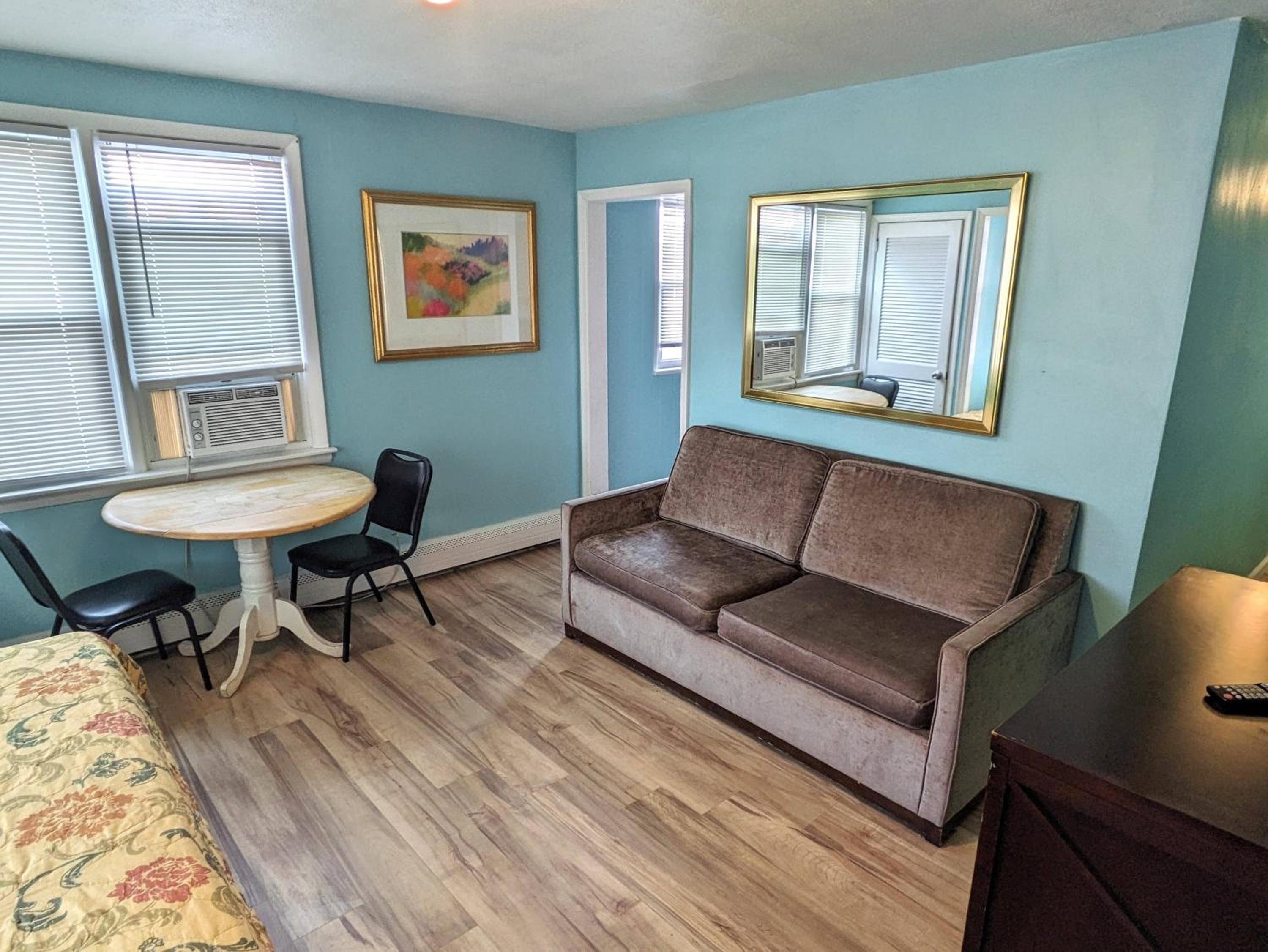 Suite photo 1
