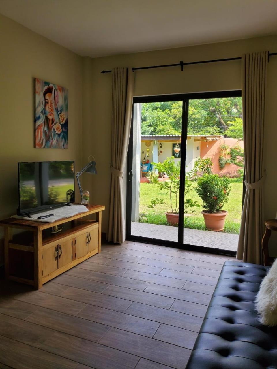 Deluxe Queen Room photo 2