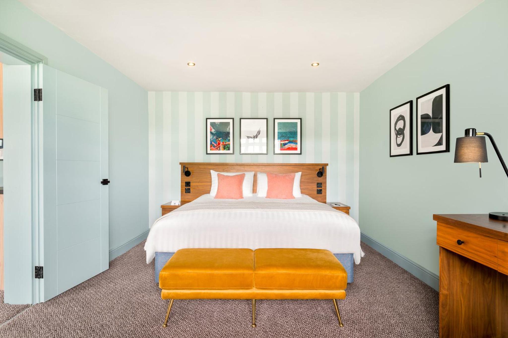 Premium King Room - Photo 1