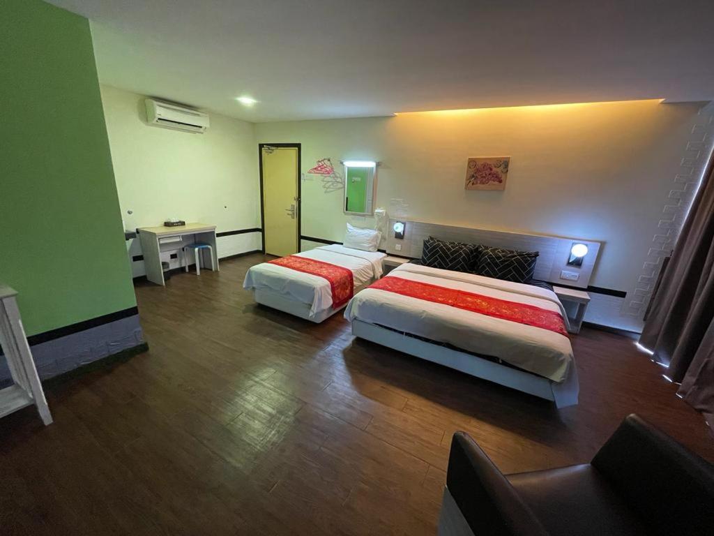 Superior King Room