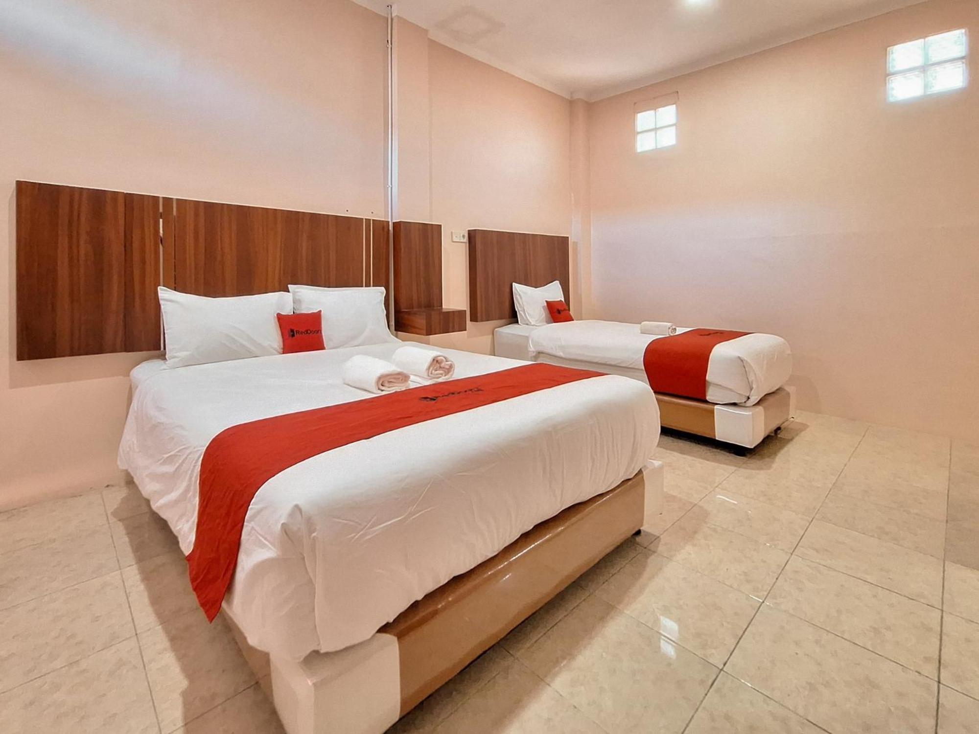 Deluxe Room - Photo 1