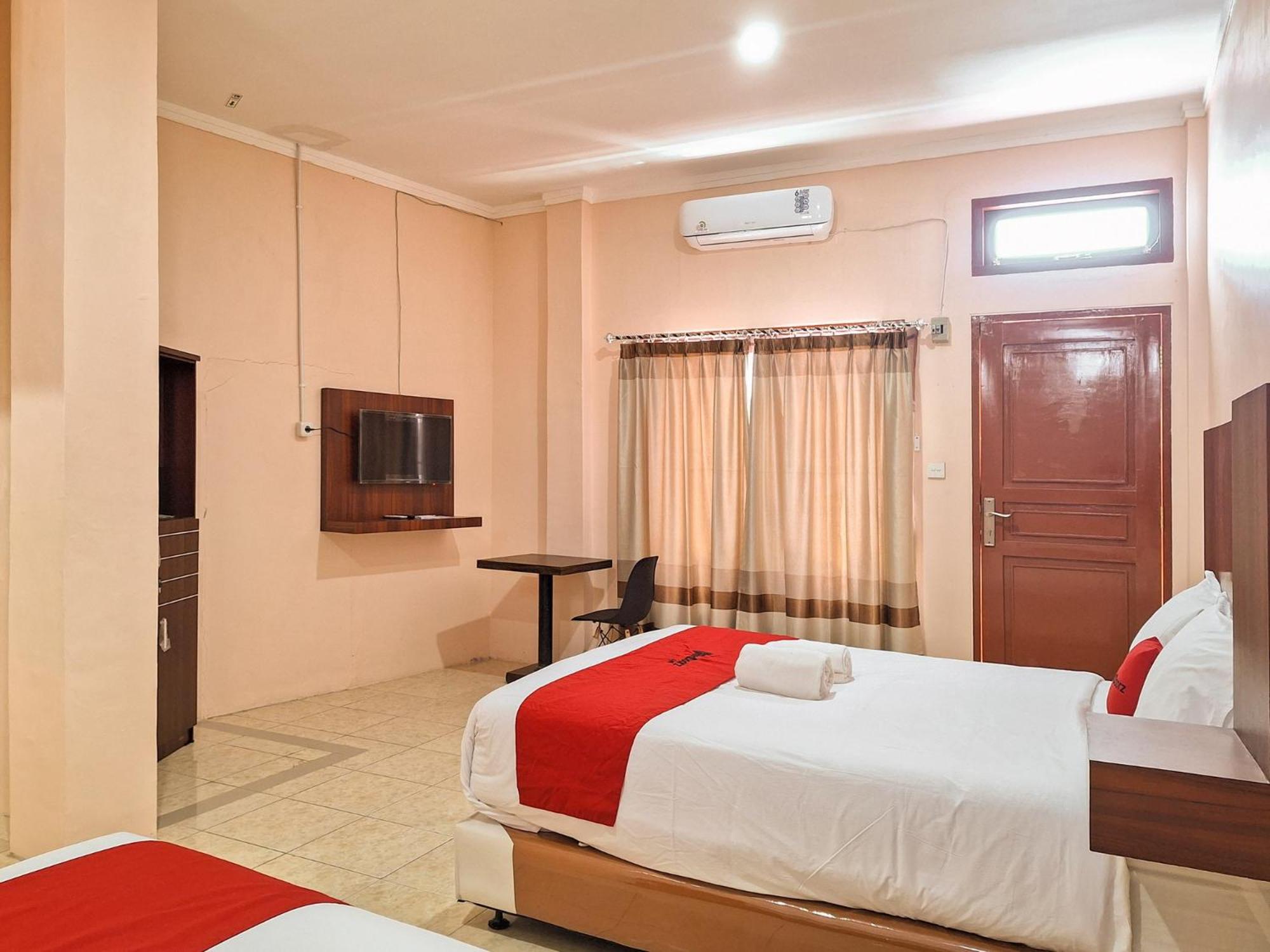 Deluxe Room - Photo 4
