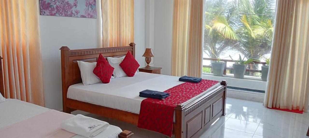Family Room with Sea View photo 3
