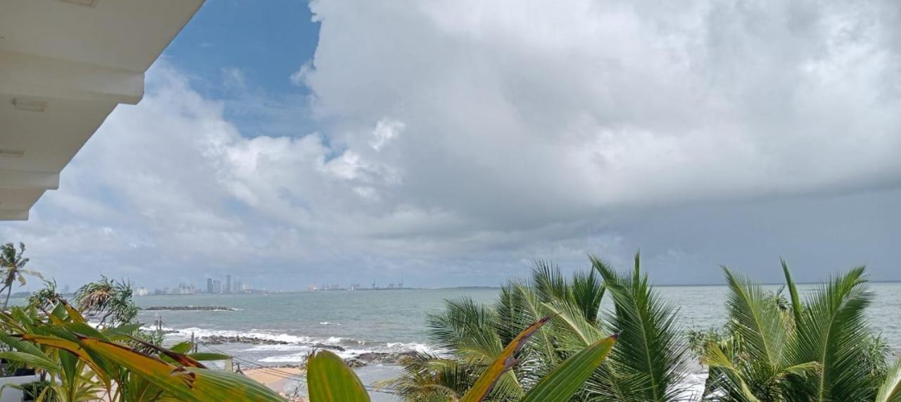 Deluxe Triple Room with Sea View photo 3