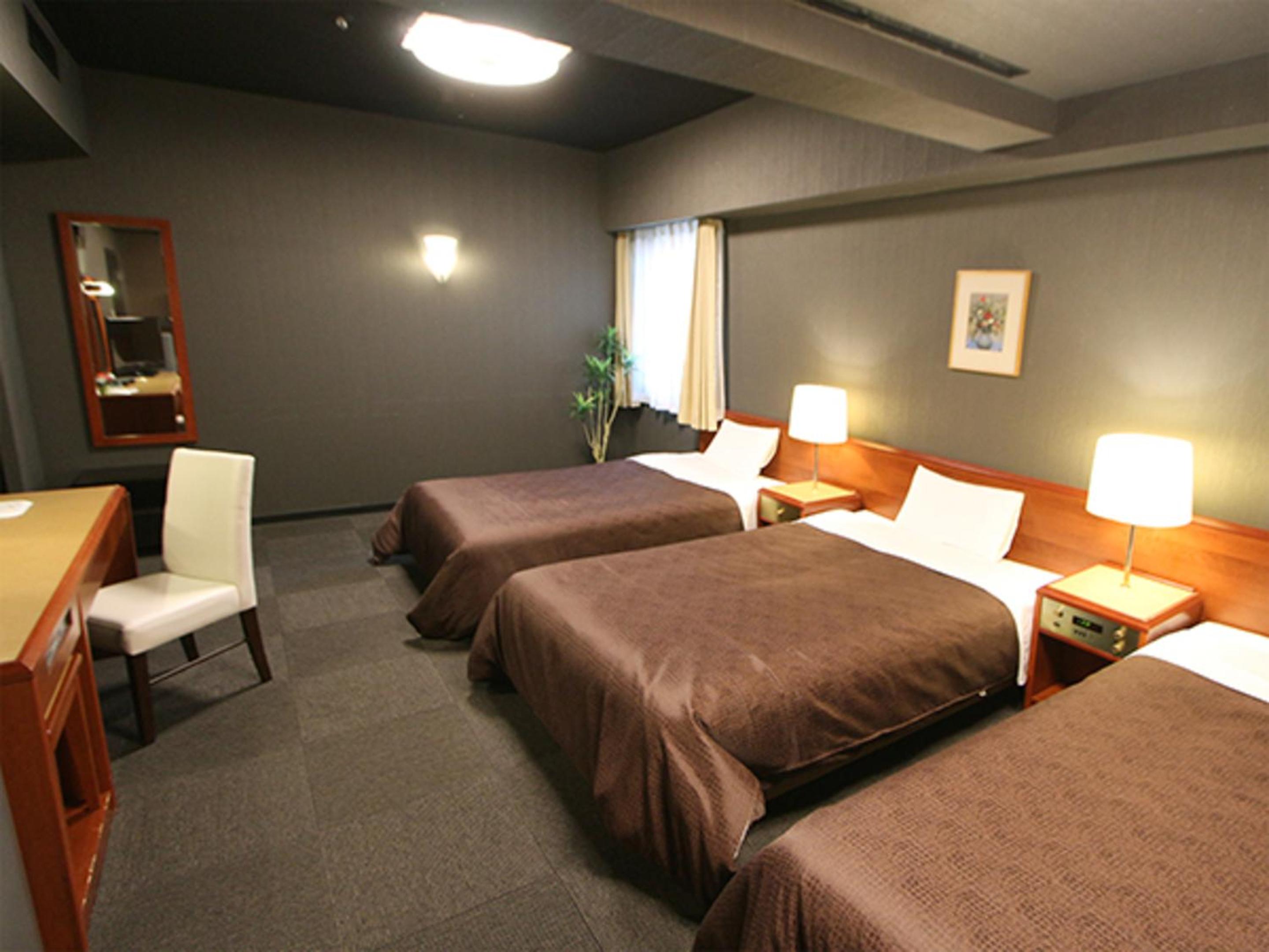 Triple Room - Smoking