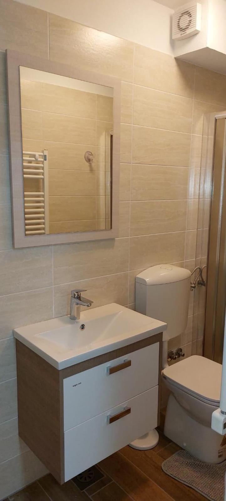 Double or Twin Room with Mountain View - Photo 4