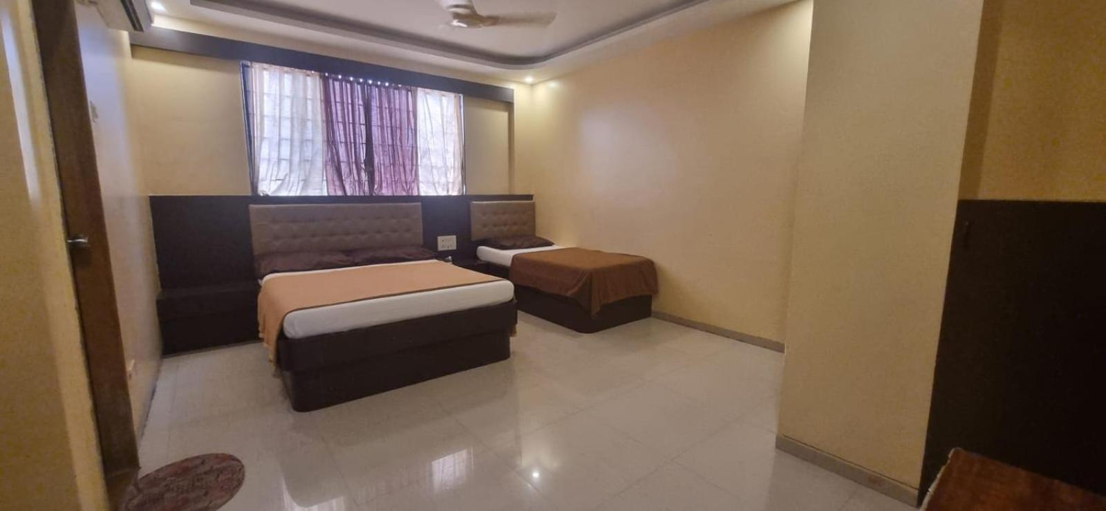 Triple Room with Fan photo 3
