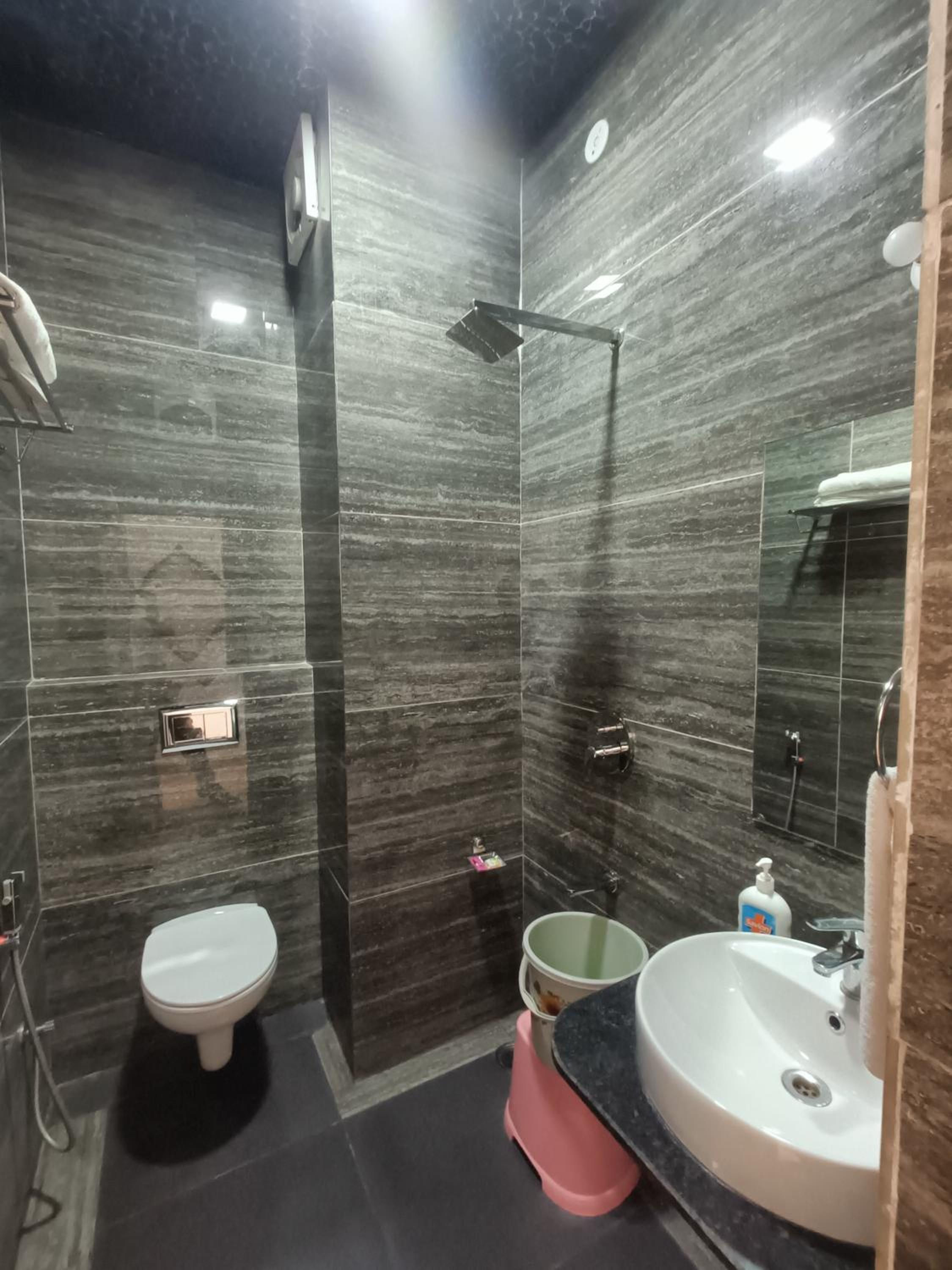 Deluxe Room - Photo 3