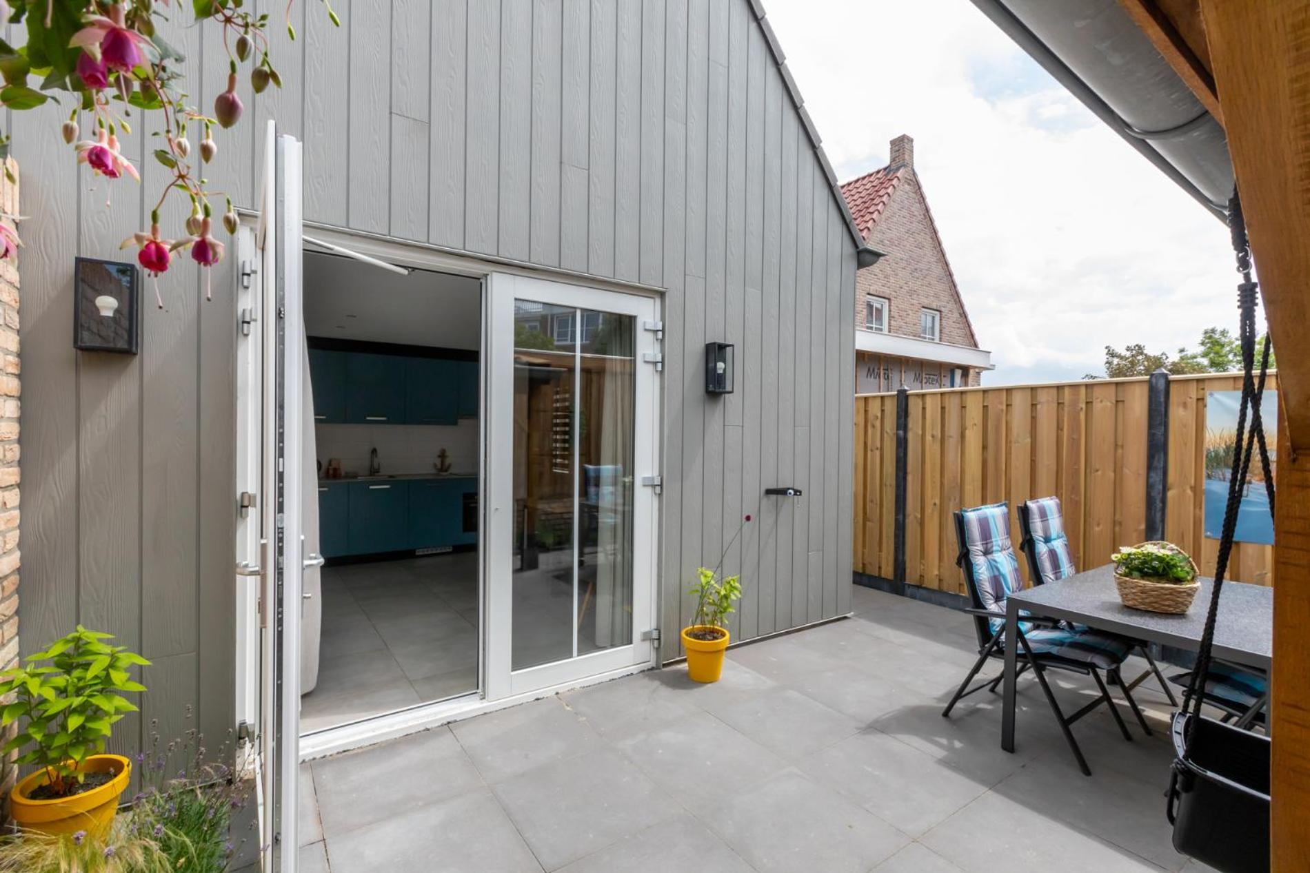 Two-Bedroom House photo 2