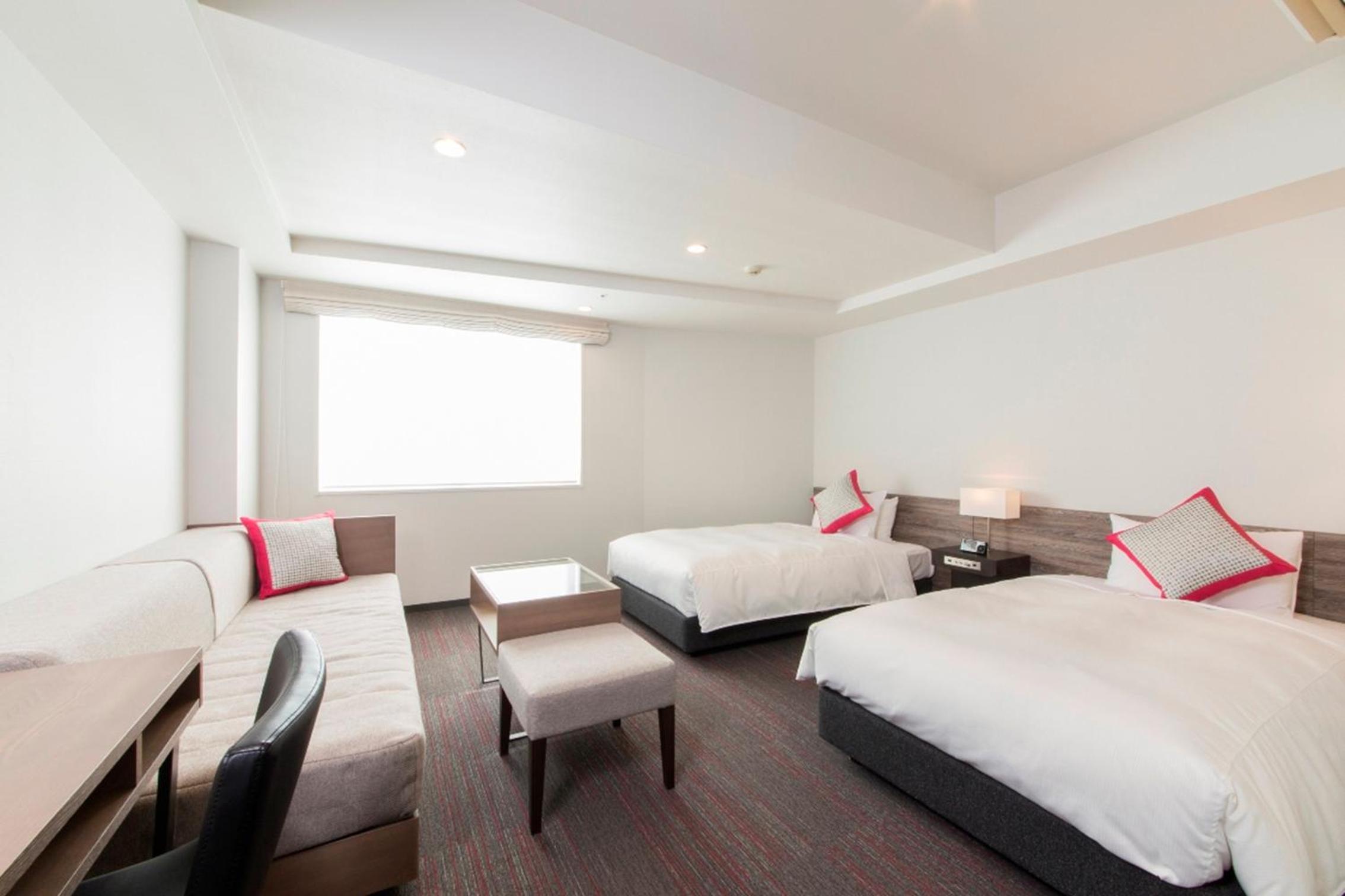 Deluxe Twin Room photo 3