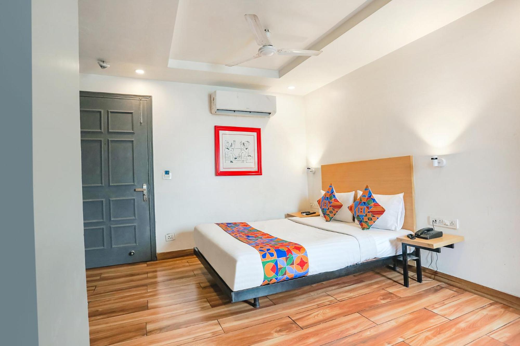 Deluxe Room - Photo 3