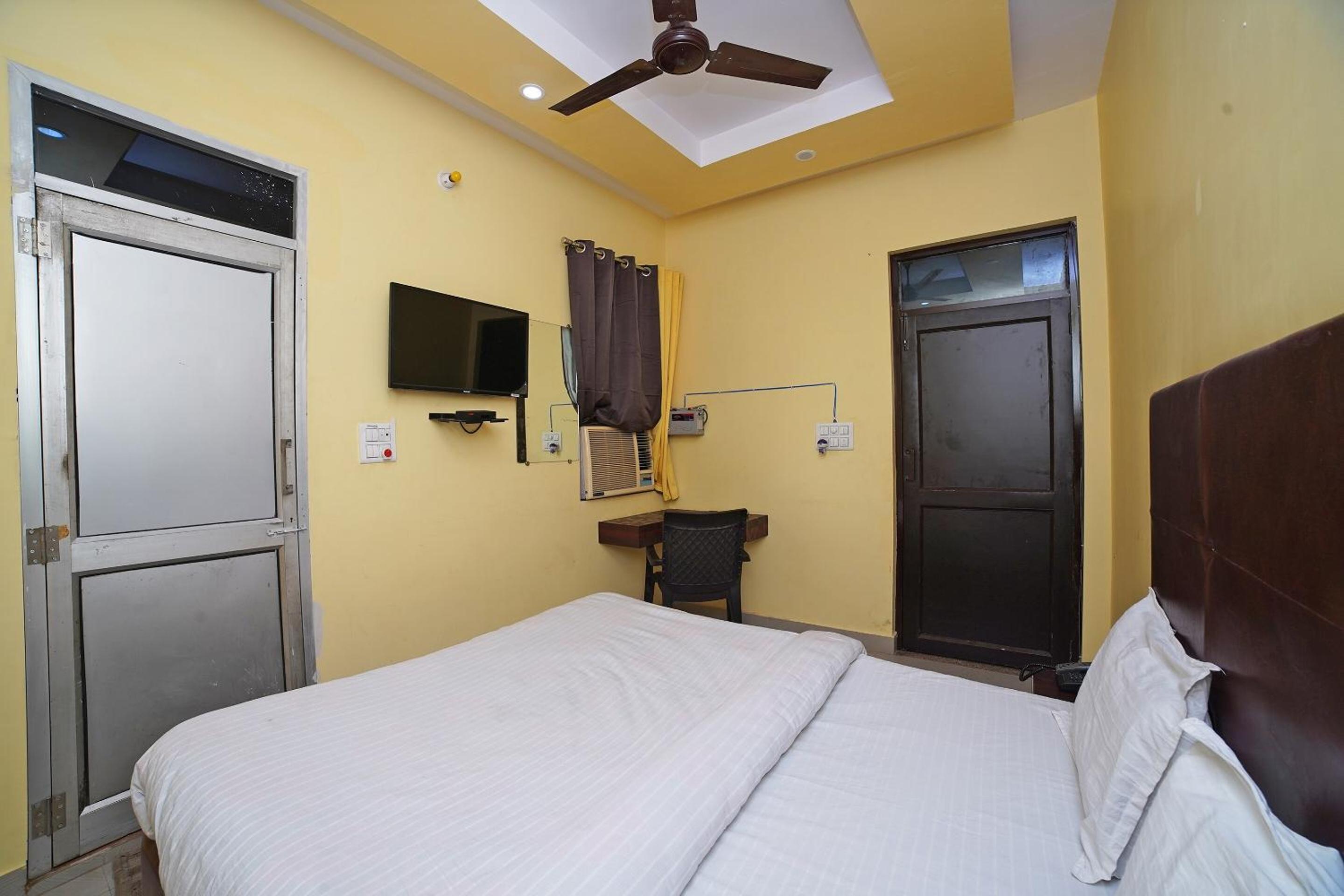 Budget Double or Twin Room - Photo 3