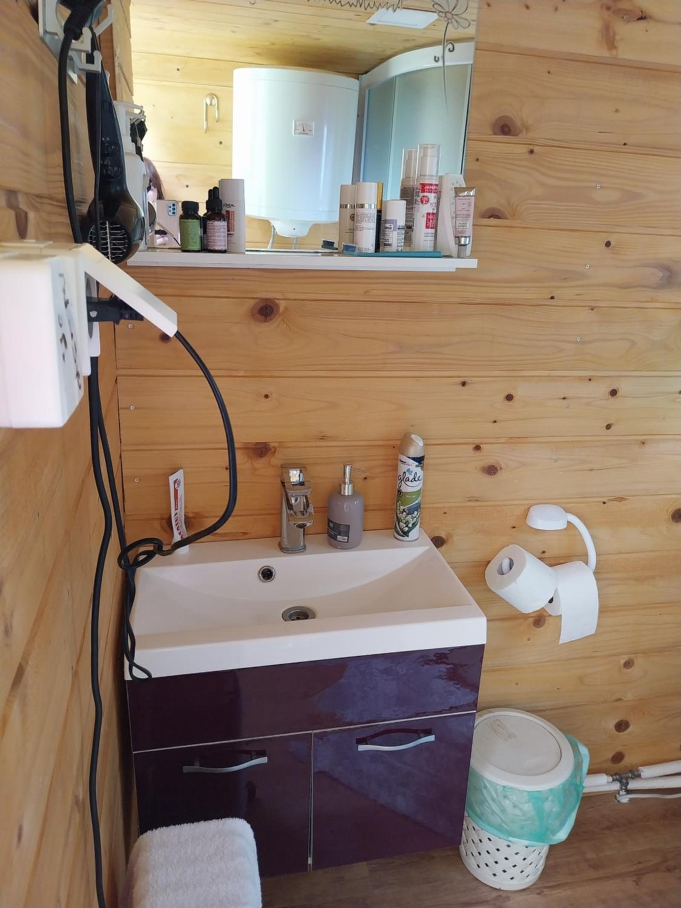 Double or Twin Room with View - Photo 4