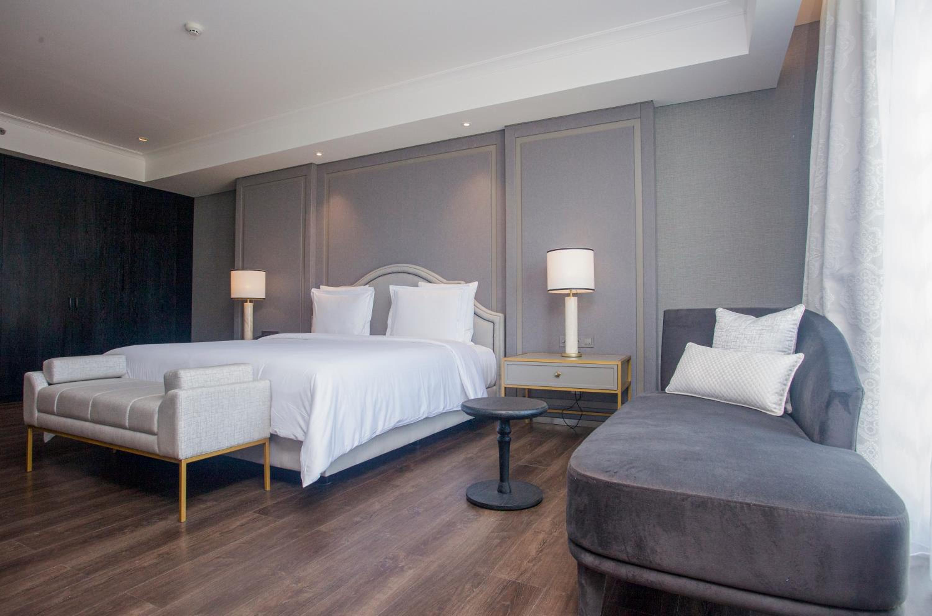 Presidential Suite photo 1