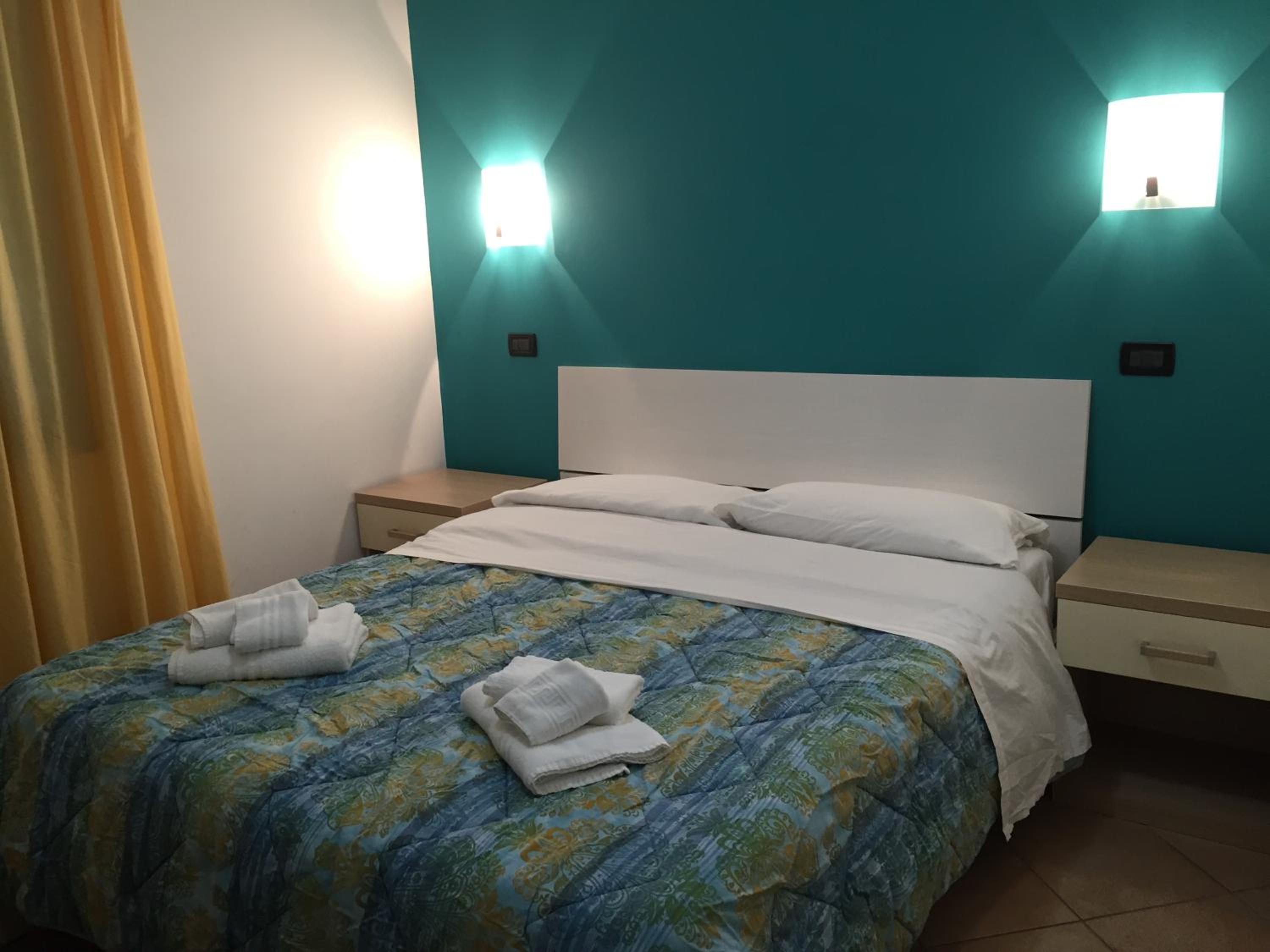 Economy Double Room photo 1
