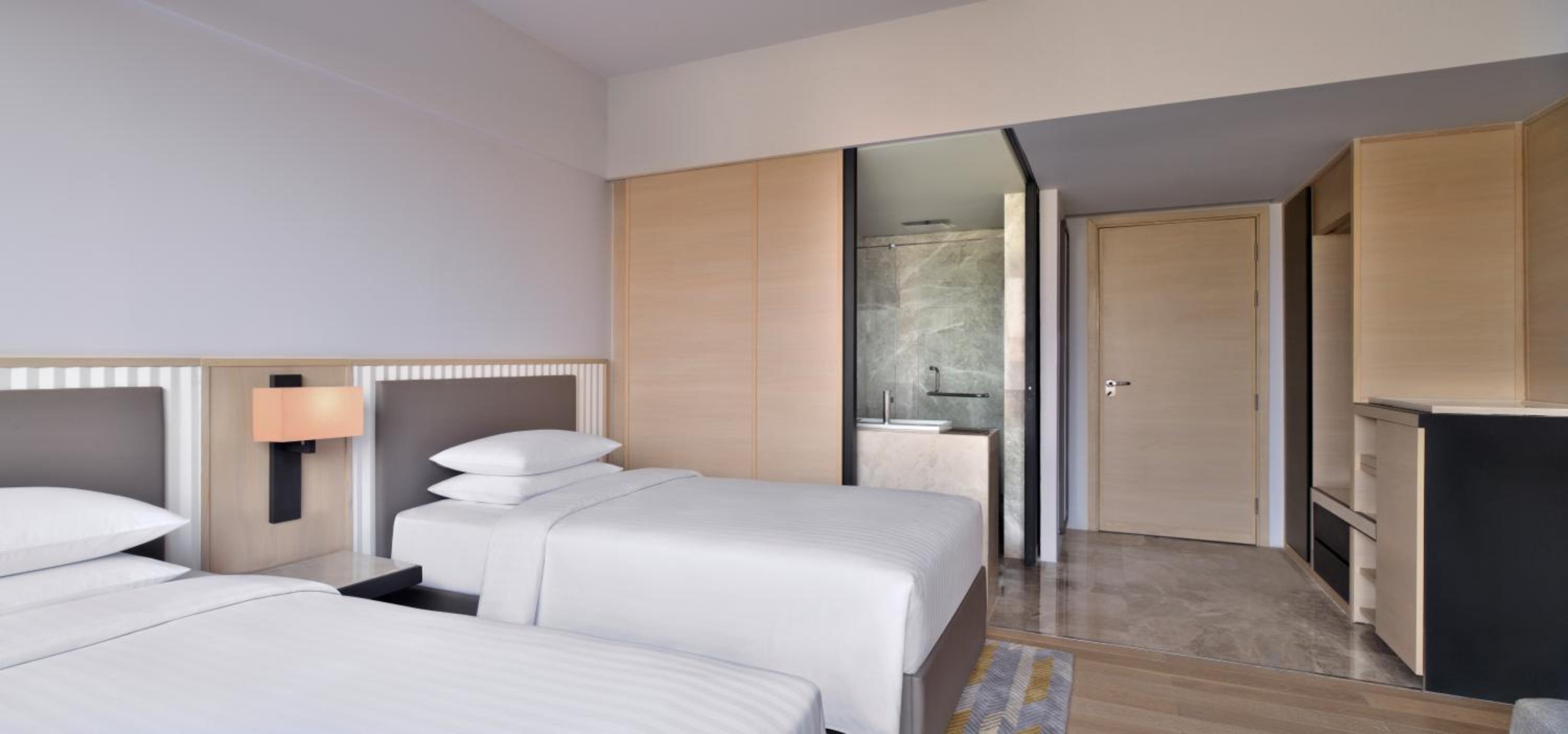 Deluxe Twin Room - Photo 3