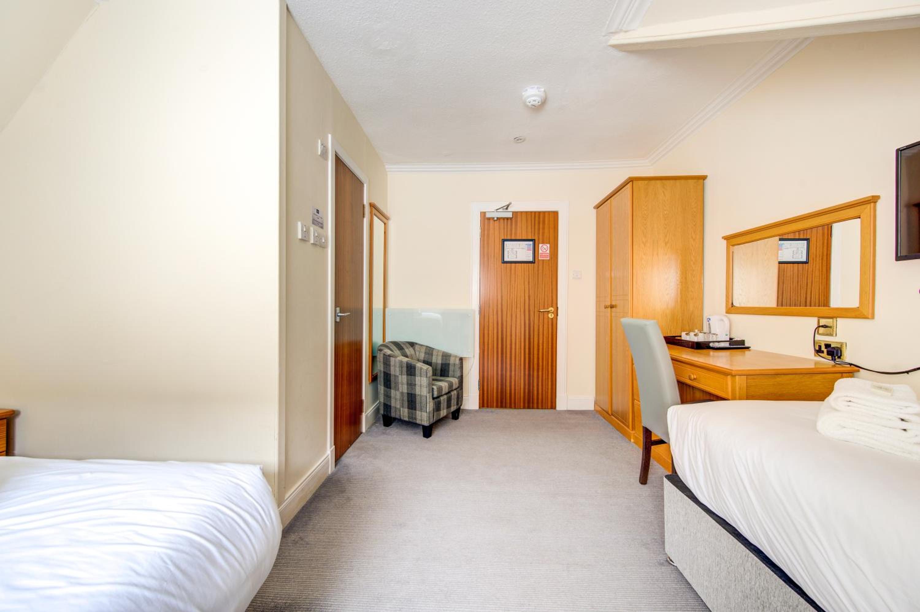 Standard Twin Room photo 1