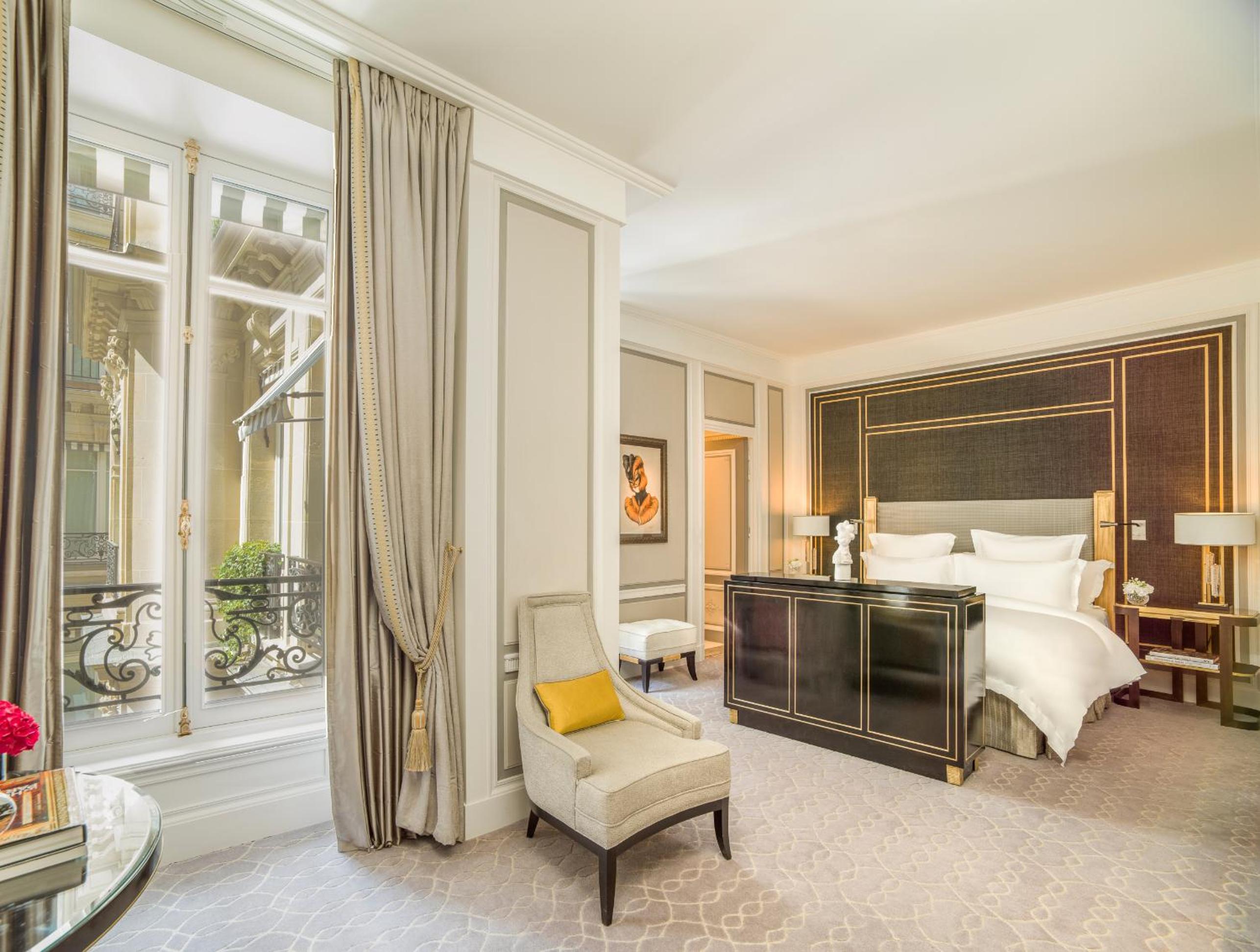 Junior Suite (Non Smoking) photo 3
