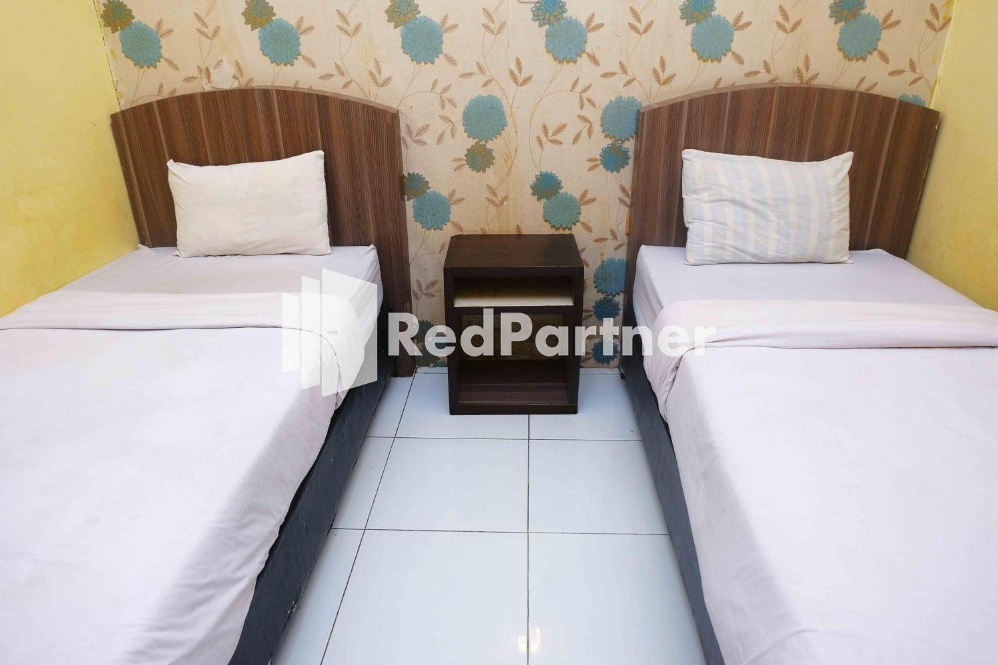 Twin Room - Photo 8