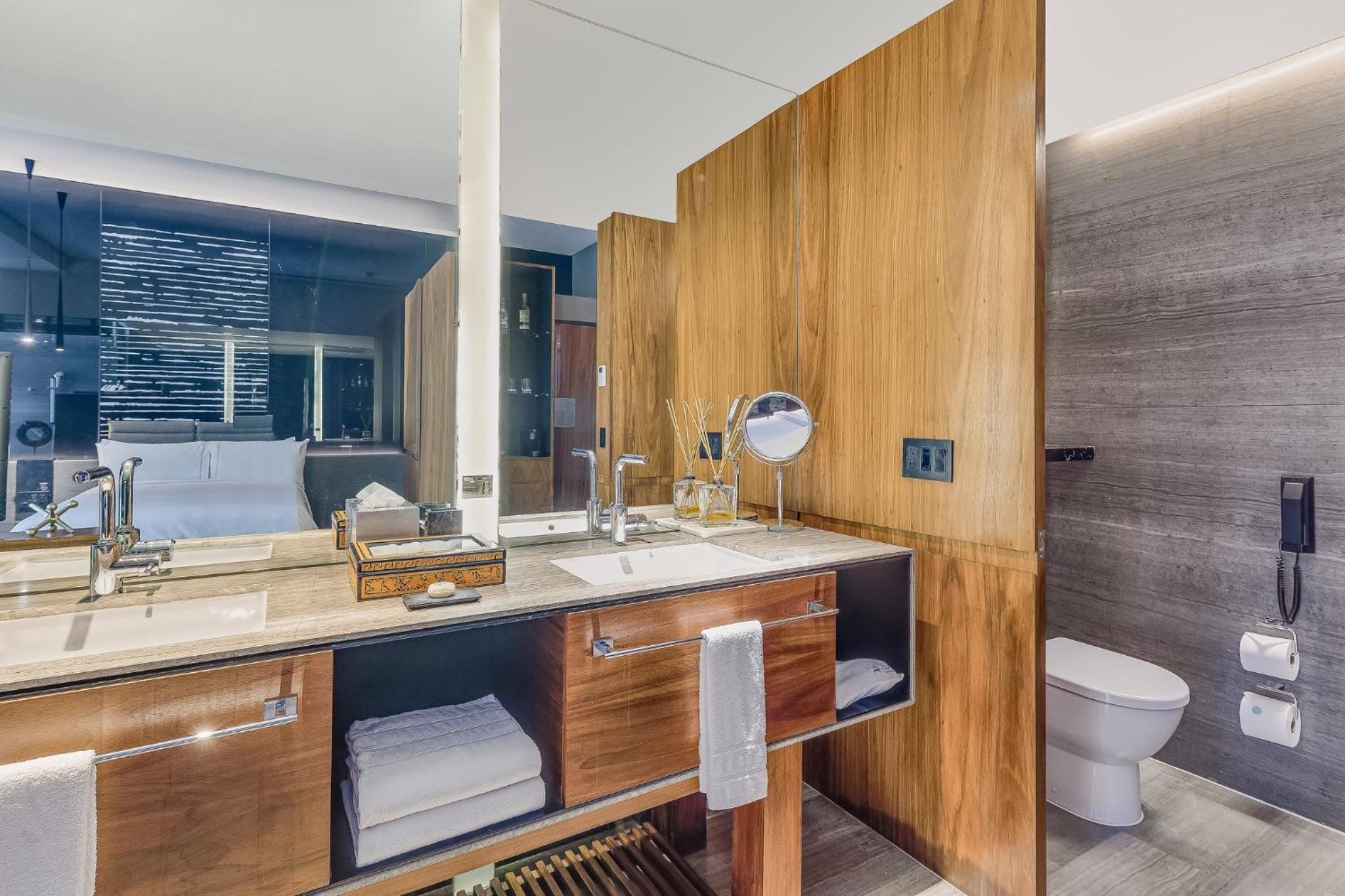Executive Room, 1 King