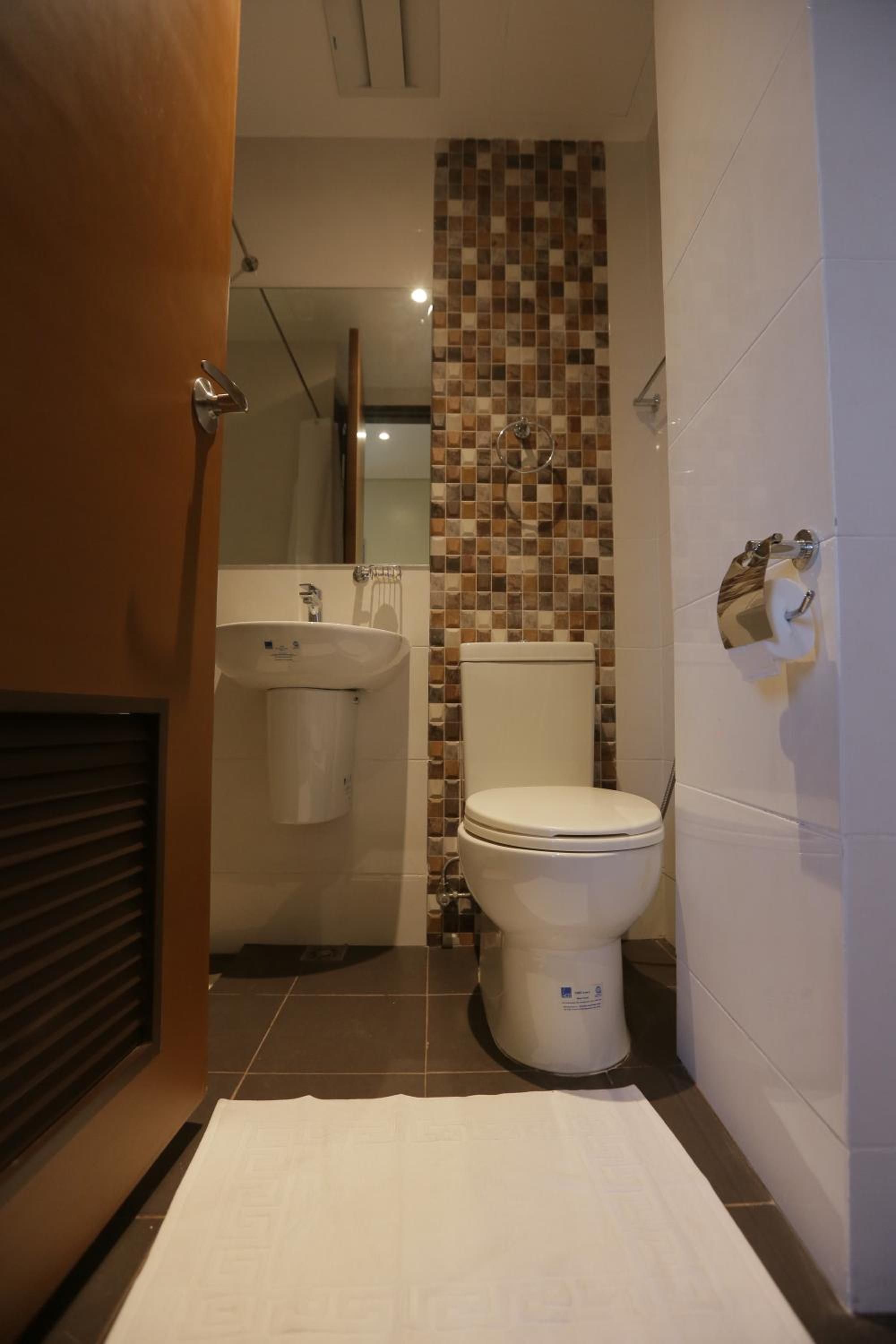 Deluxe Double Room With Side Sea View photo 2
