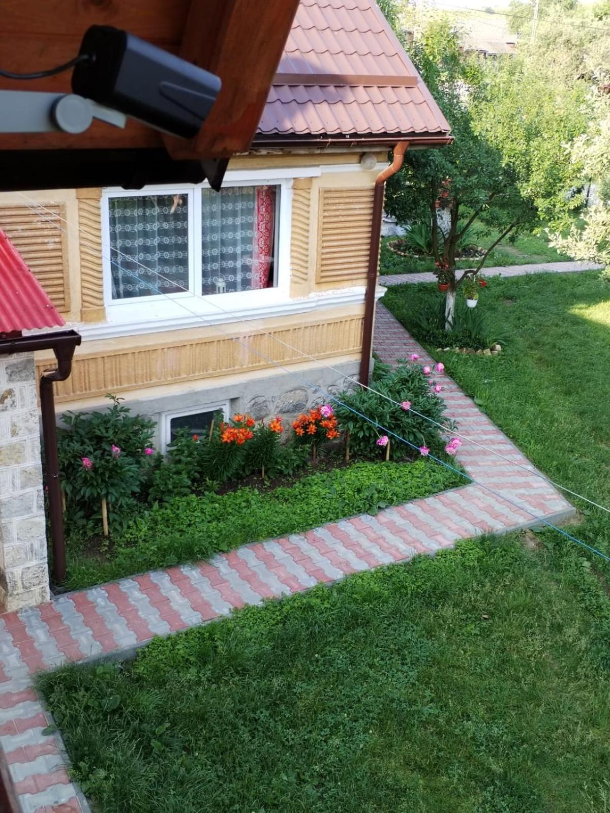 Double Room with Private Bathroom - Photo 14