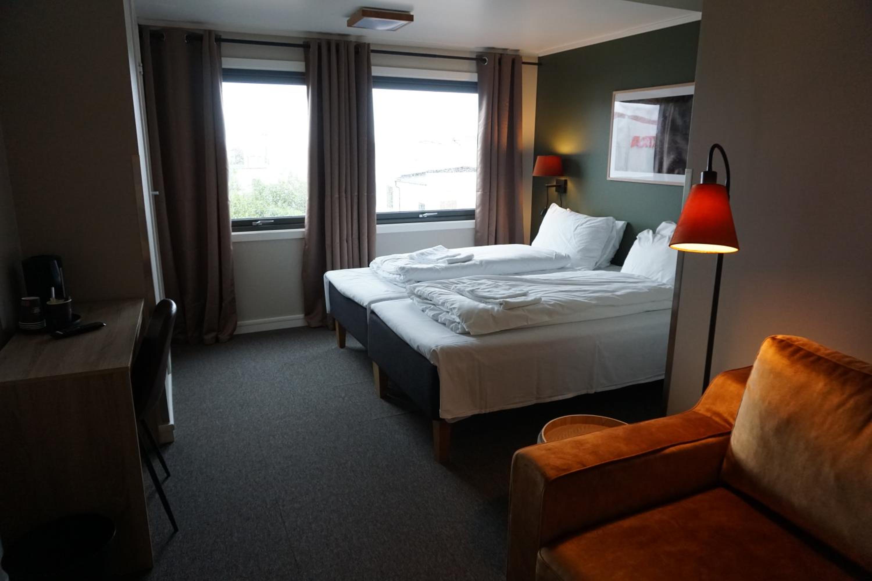 Standard Double or Twin Room - Photo 3