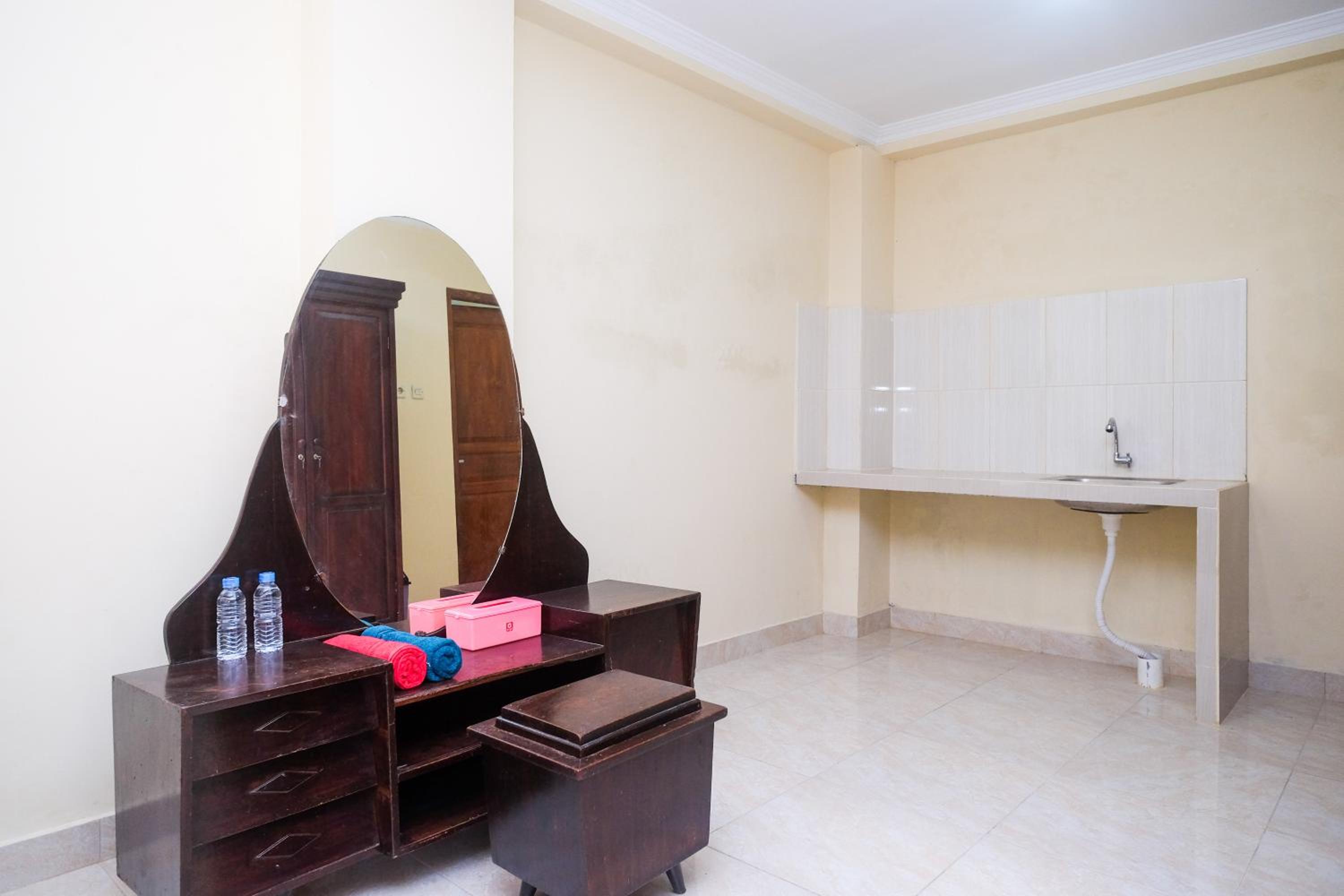 Deluxe Double Room - Photo 7