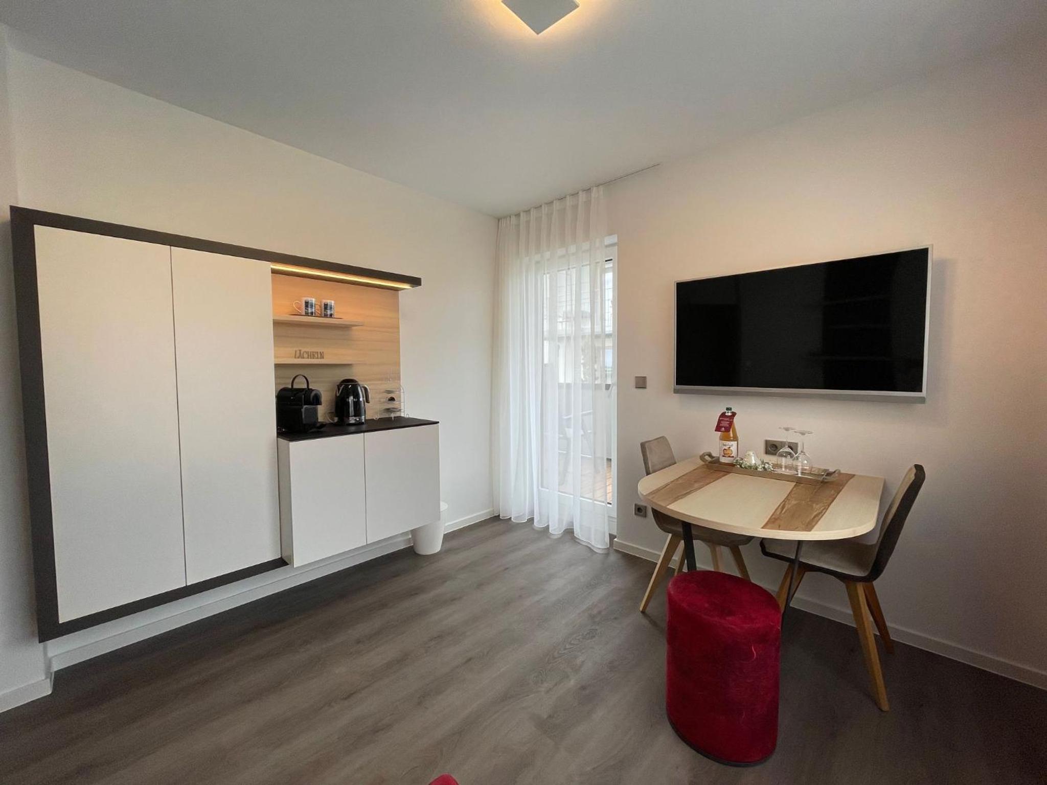 Junior Suite with Balcony photo 2