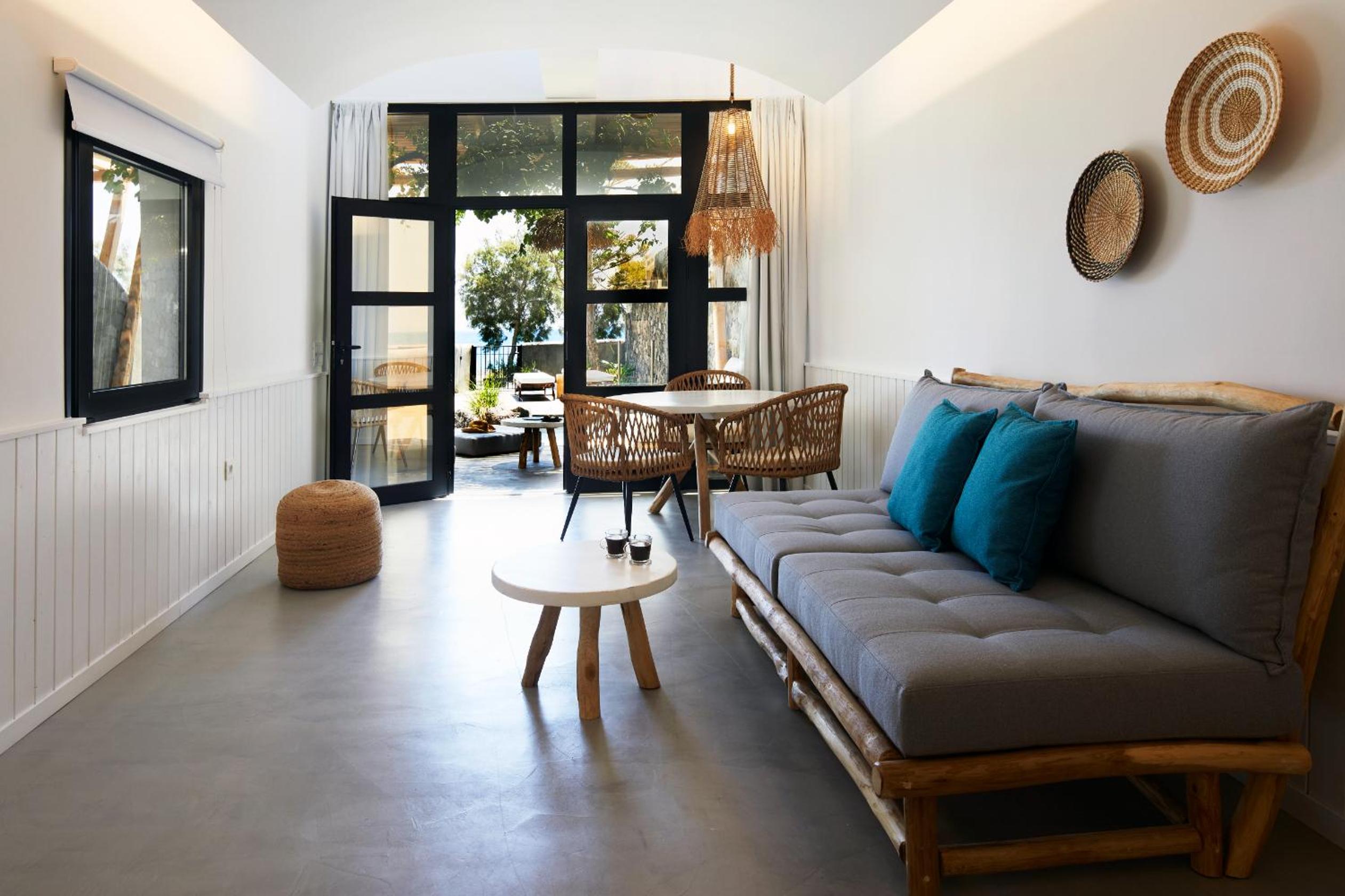  Avramiaia Suite with private outdoor heated pool & sea view - Photo 5