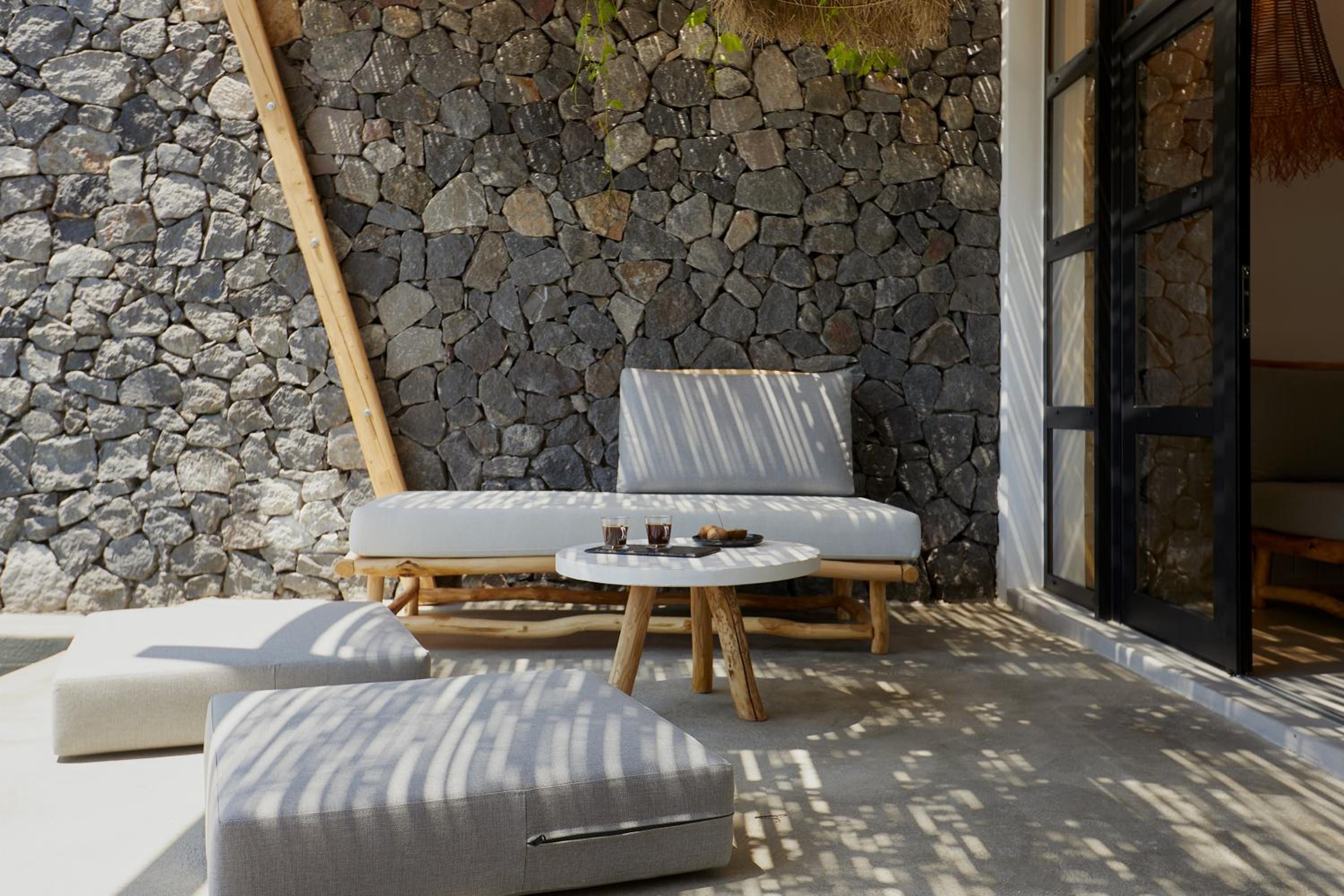  Avramiaia Suite with private outdoor heated pool & sea view - Photo 2