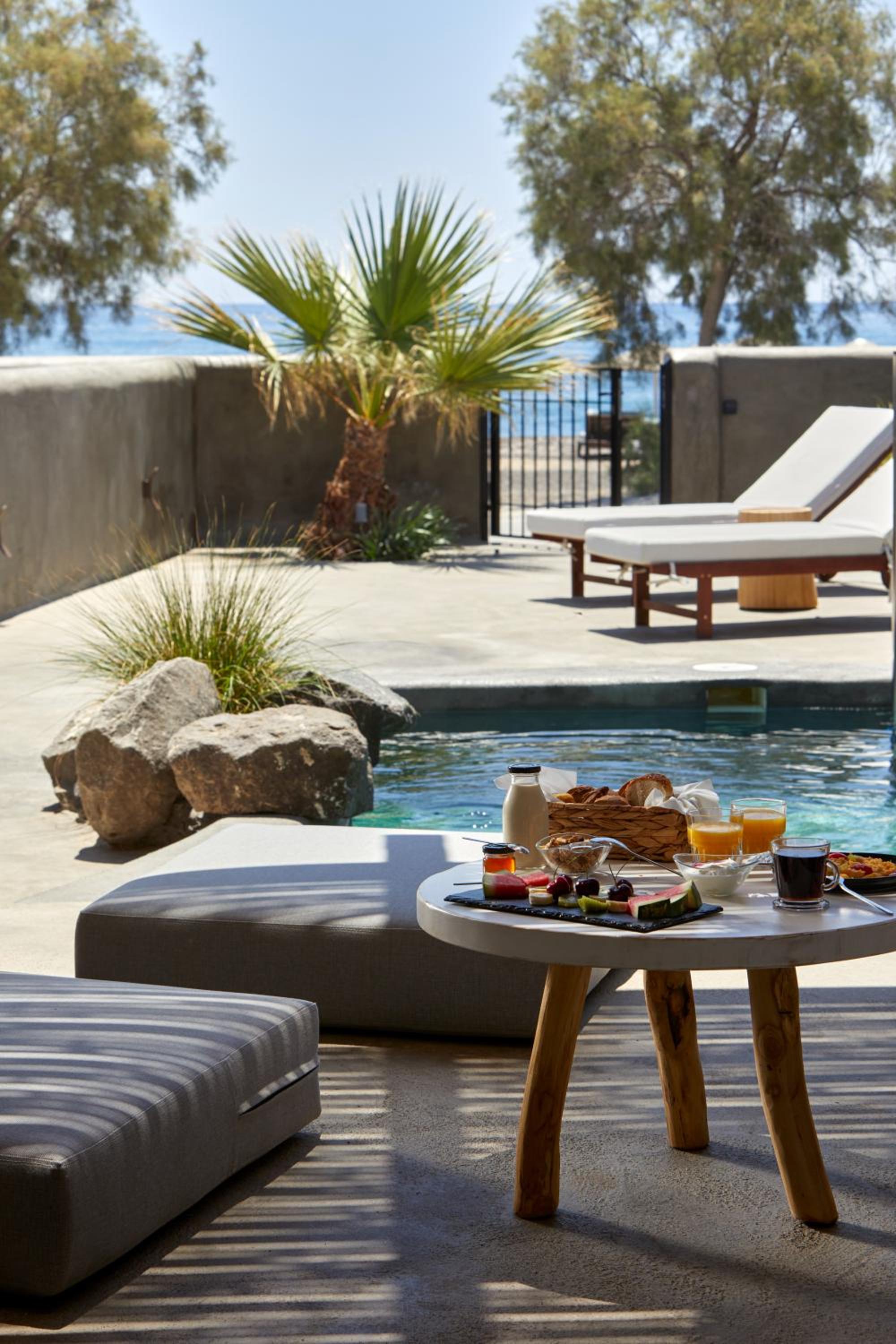  Avramiaia Suite with private outdoor heated pool & sea view - Photo 9