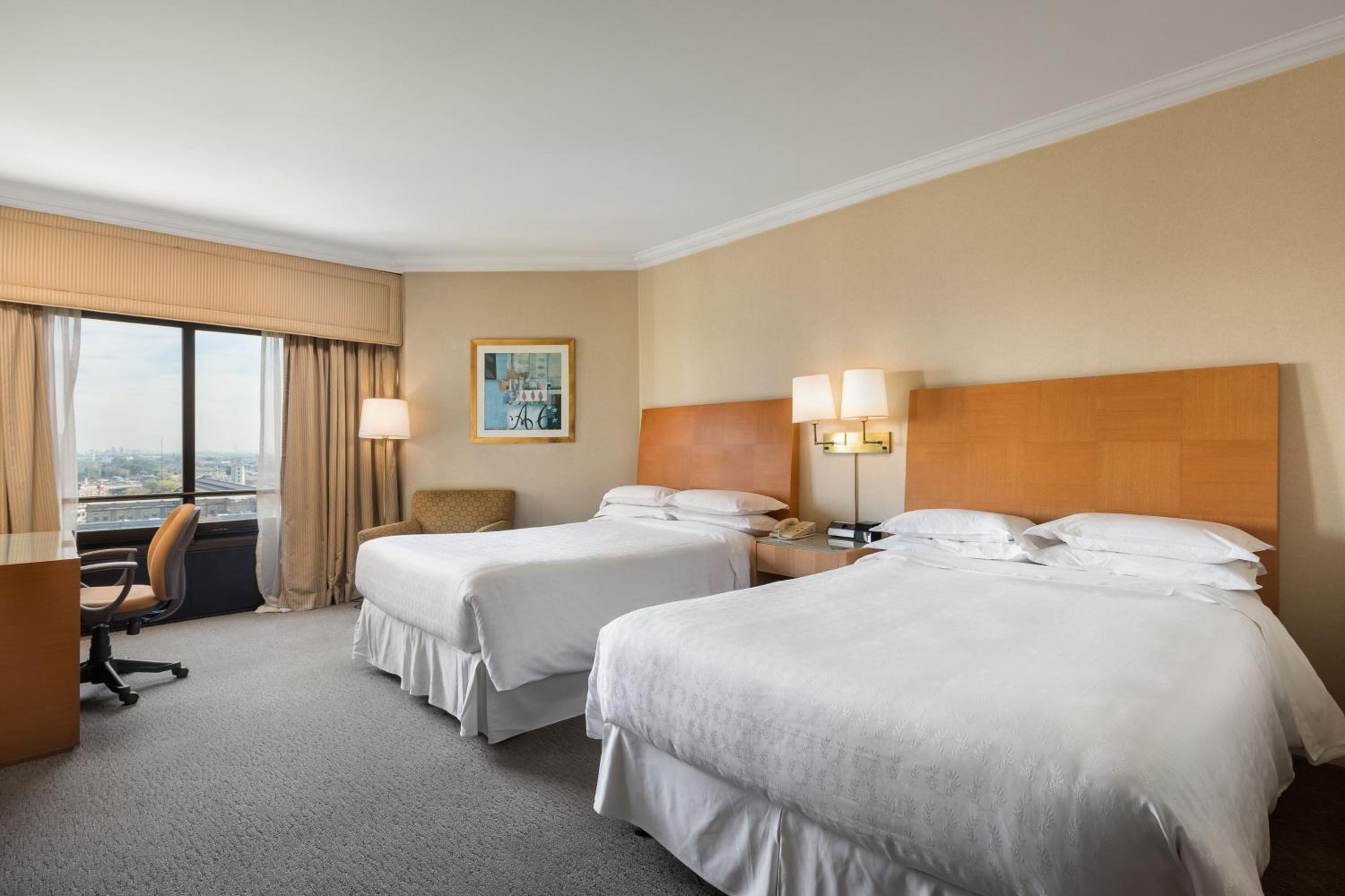 Classic Room, 1 Queen Bed thumbnail 5