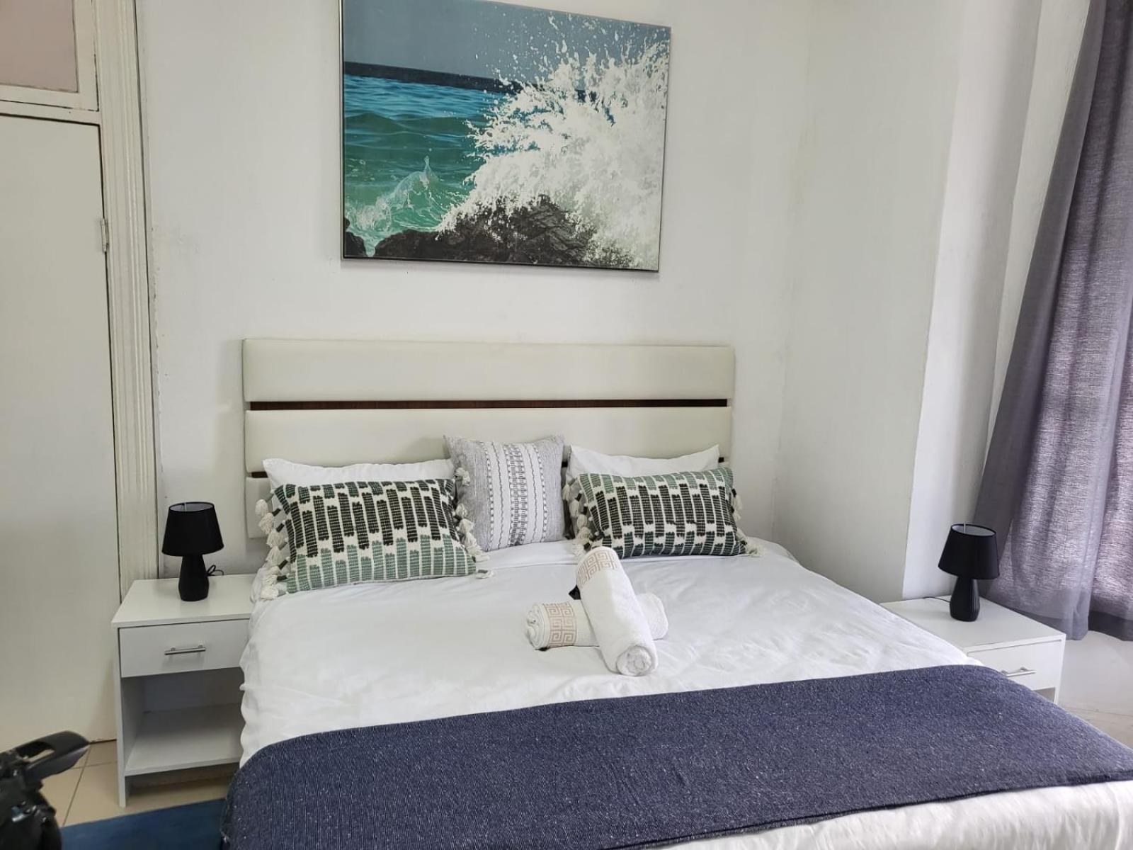 Deluxe Double Room (2 Adults + 1 Child)