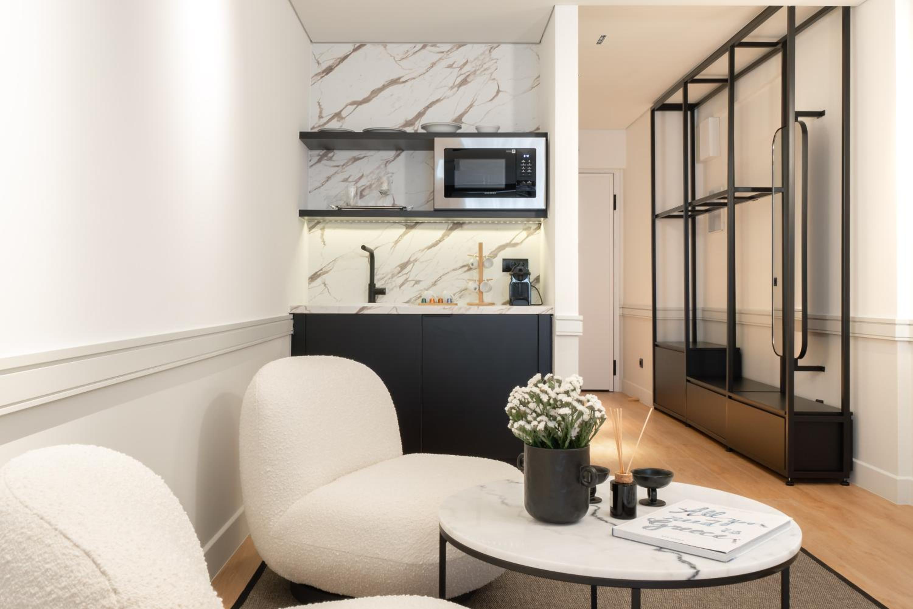 Superior Apartment photo 2