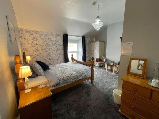Double Room with Shower