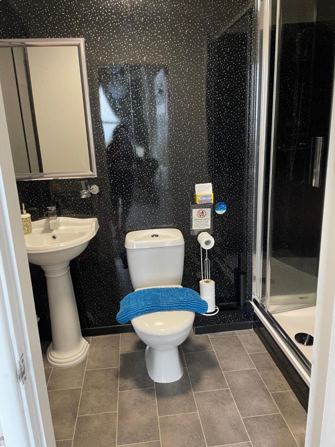 Deluxe Double Room with Sea View - Photo 4