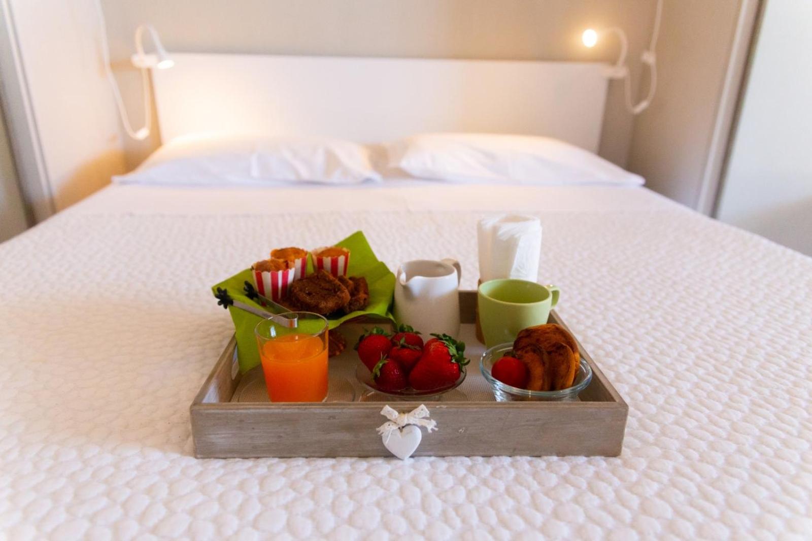 Deluxe Triple Room - Photo 2