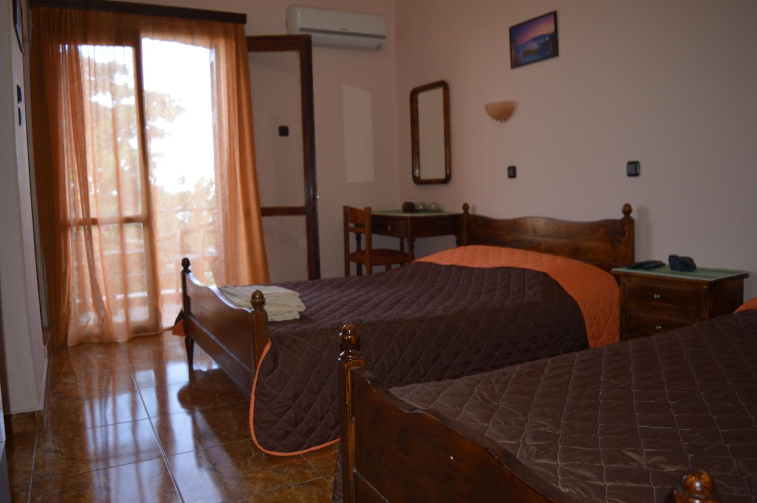Triple Room with Sea View