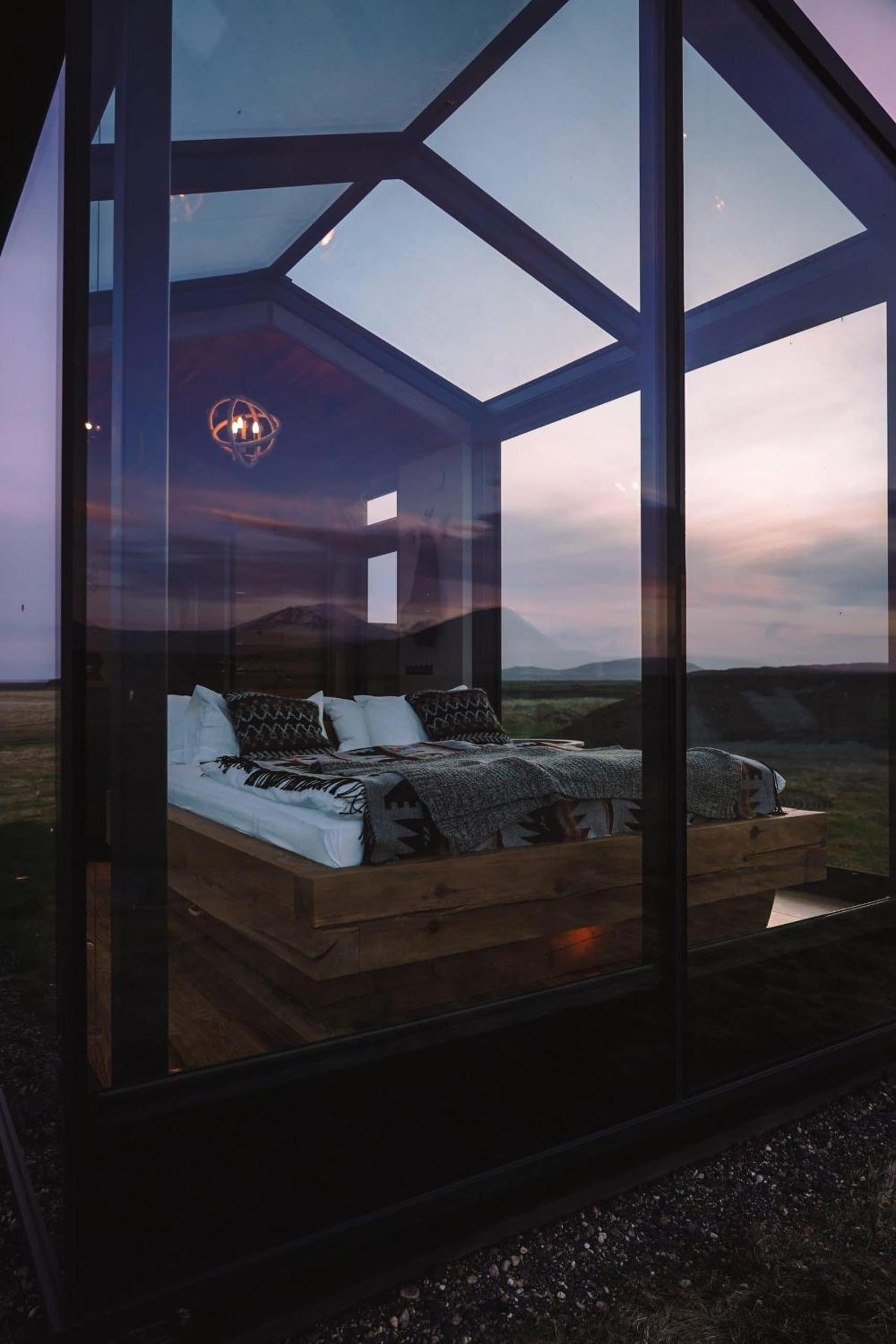 Panorama Glass Lodge