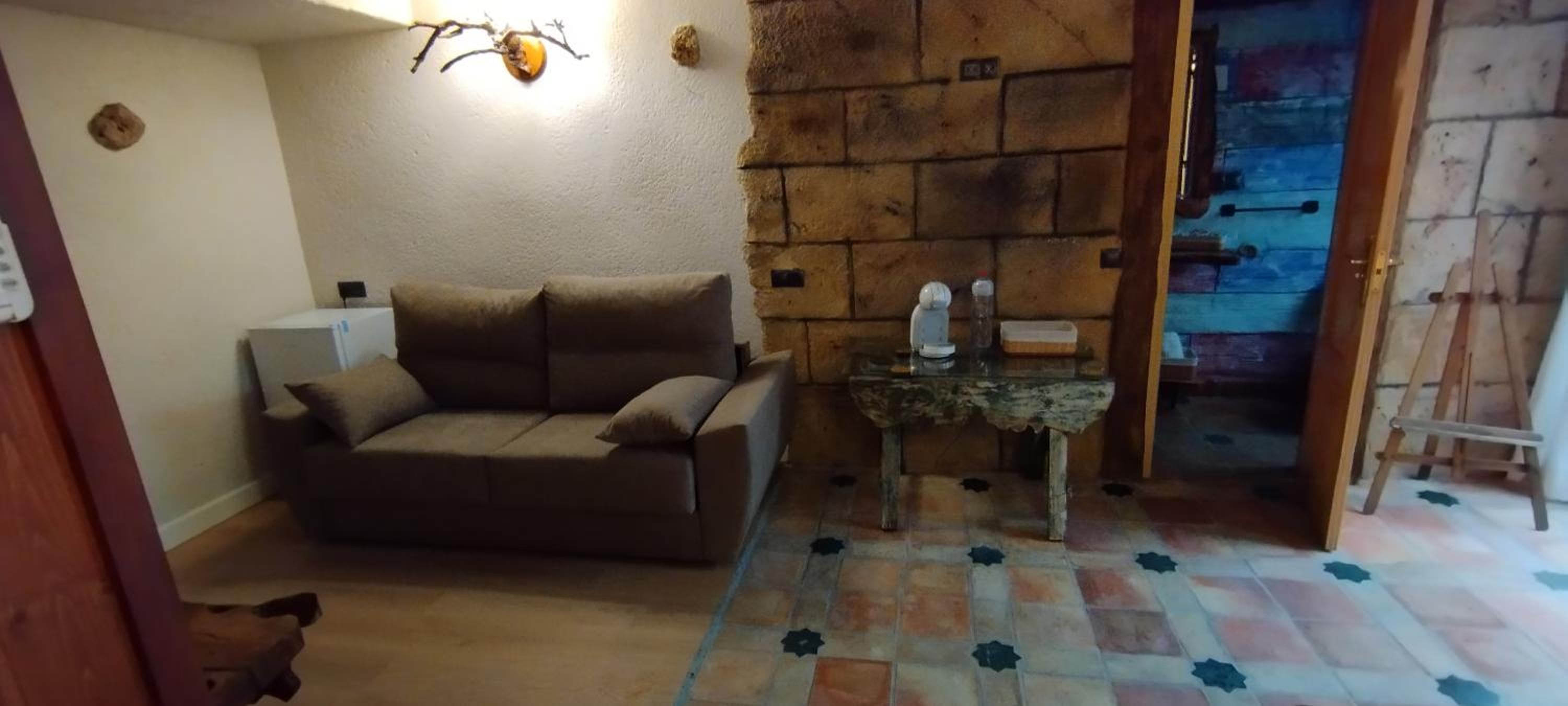King Suite - Photo 3