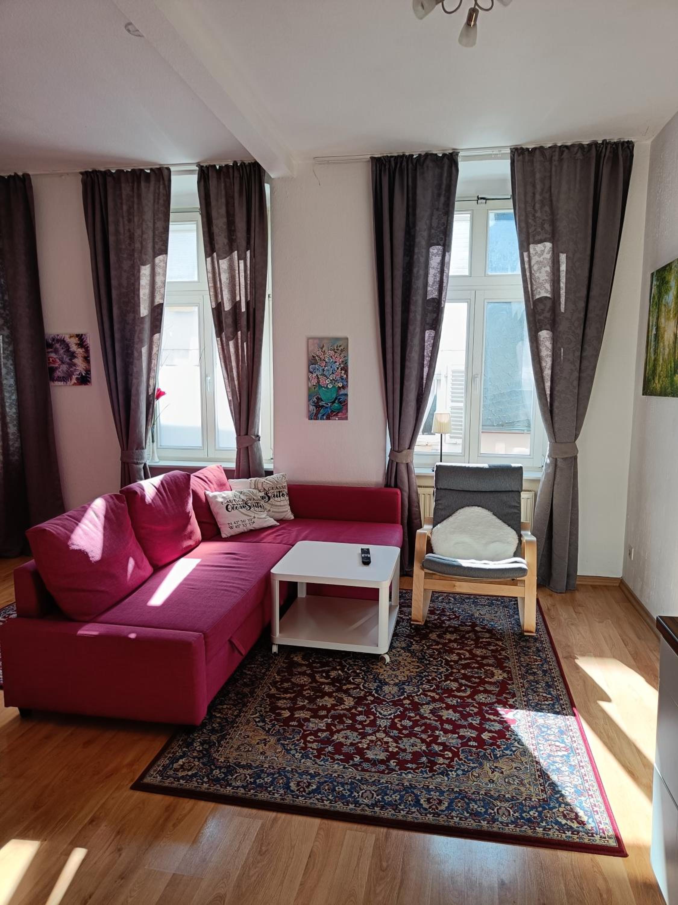 One-Bedroom Apartment photo 1