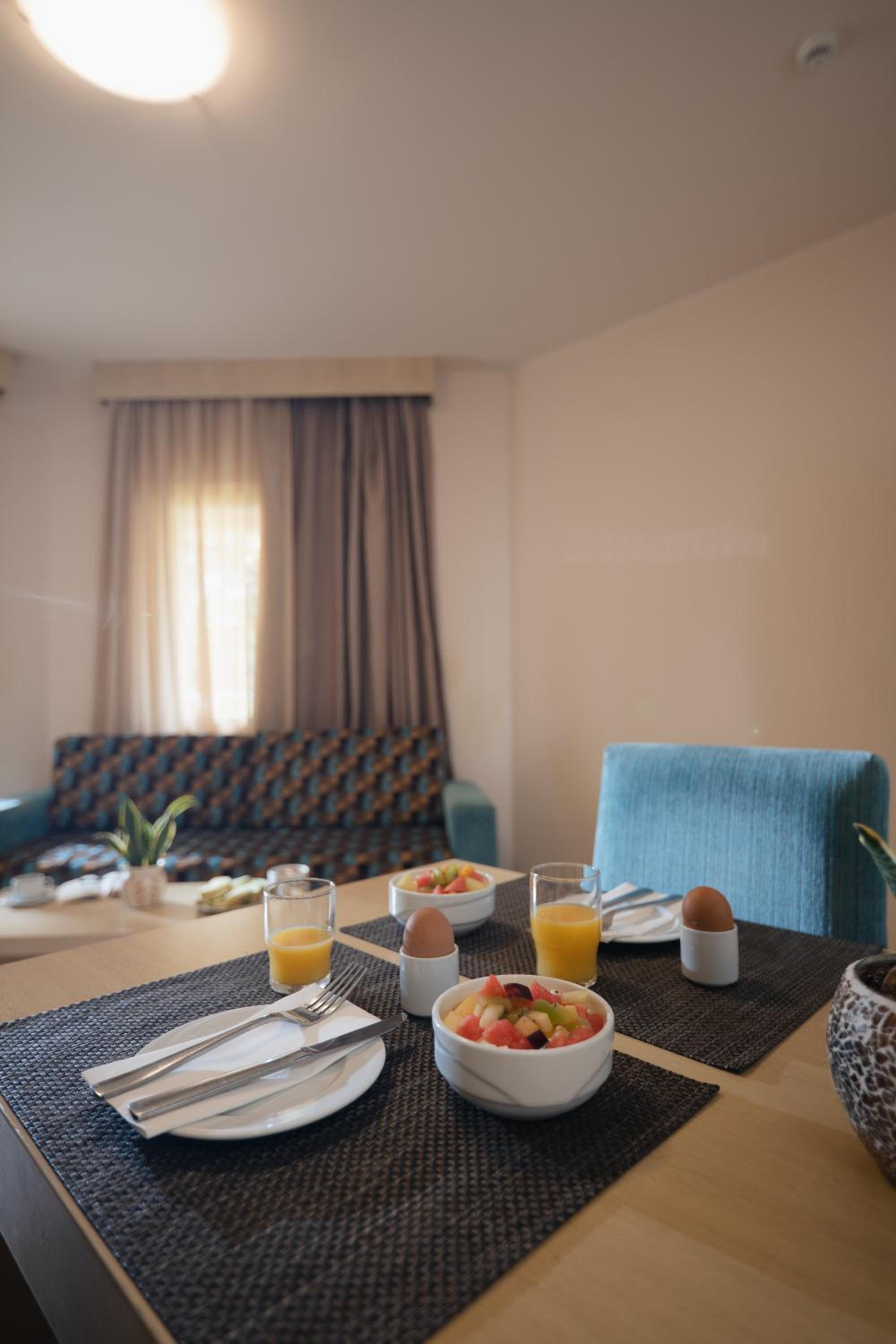 Suite with Garden View - Photo 4